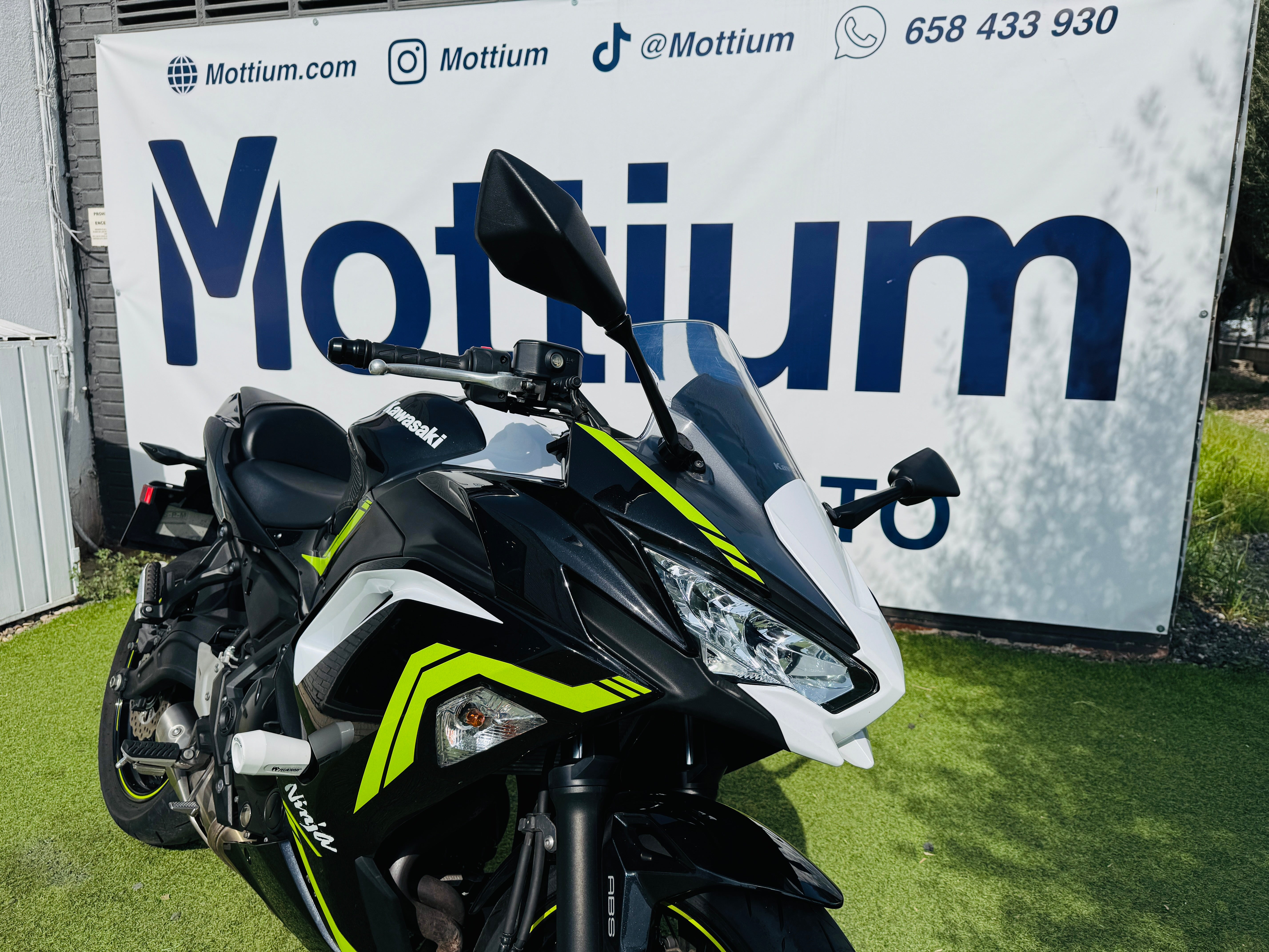 KAWASAKI NINJA 650