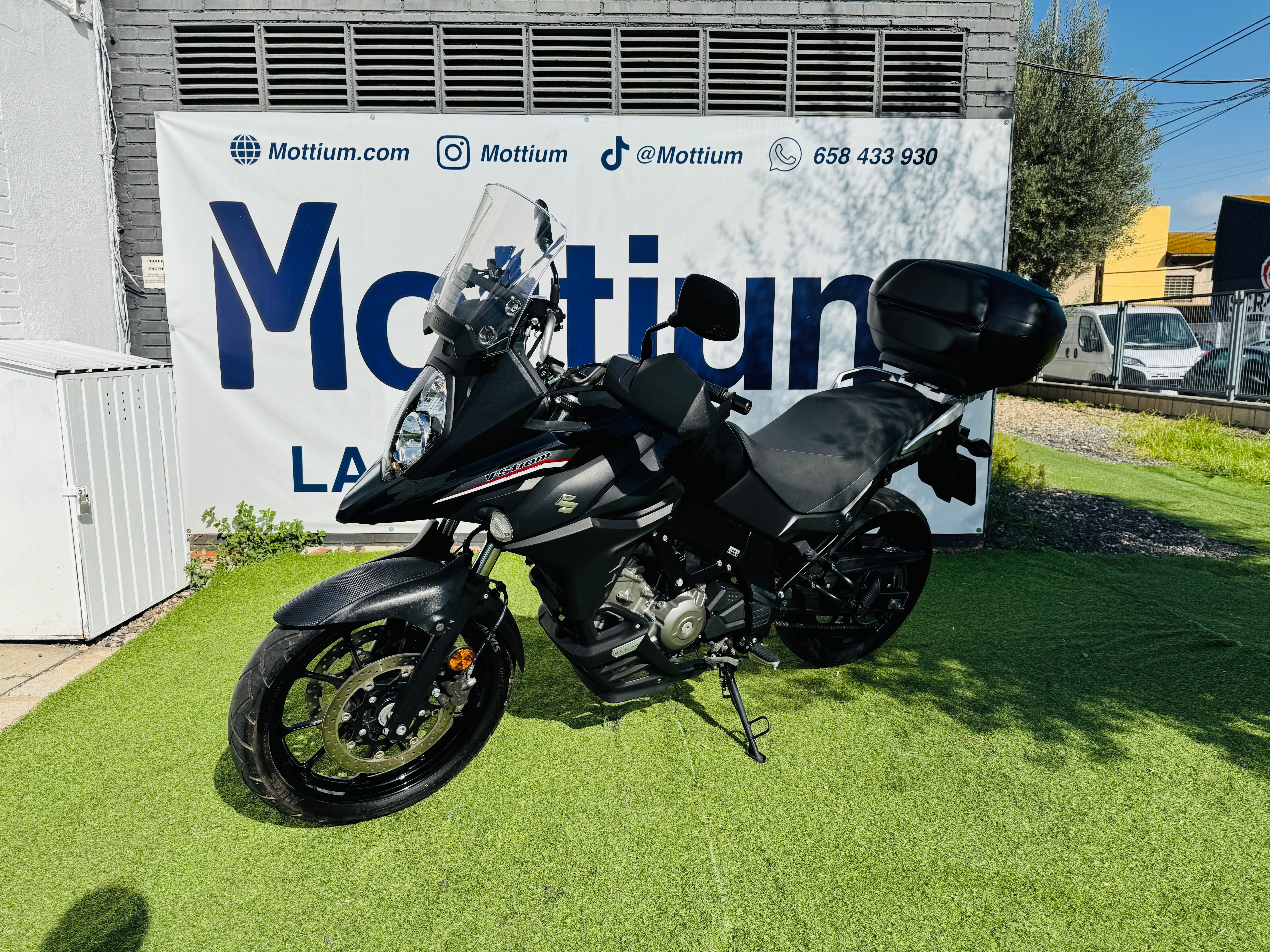 SUZUKI V-STROM 650
