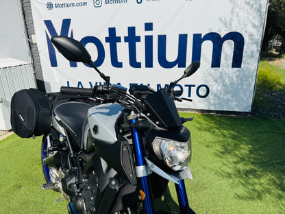 YAMAHA MT-09