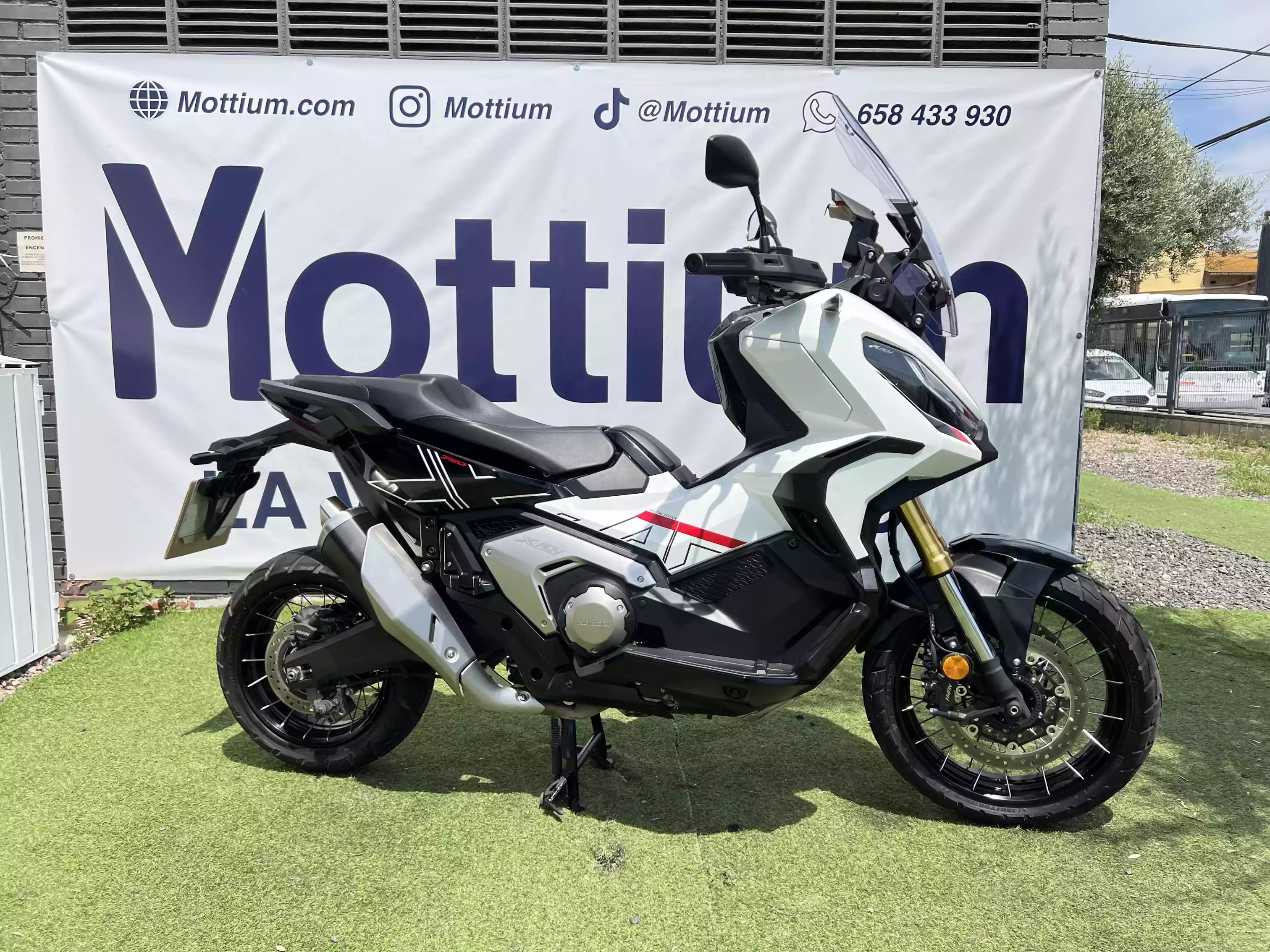 HONDA X-ADV