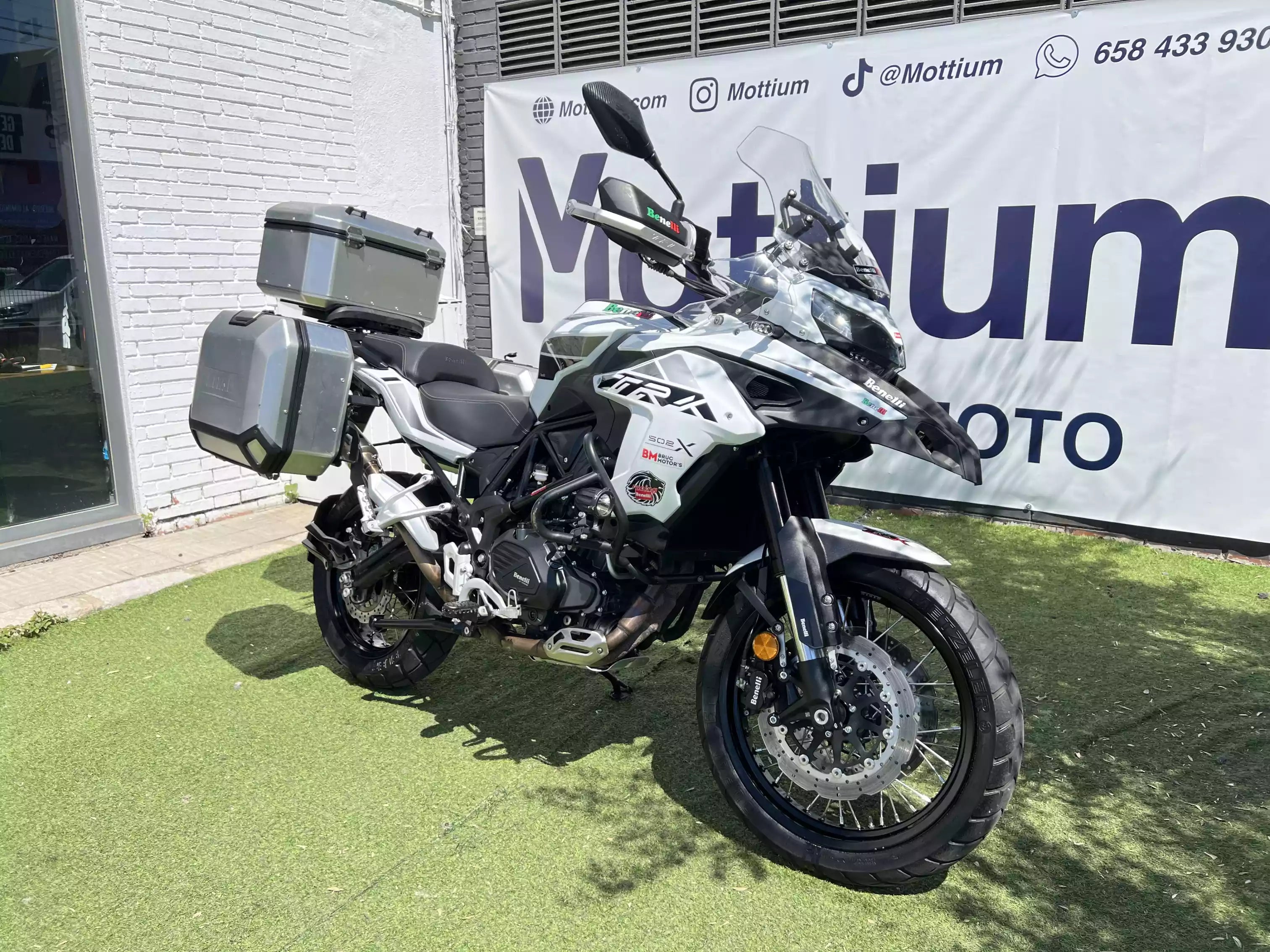 BENELLI TRK 502 X