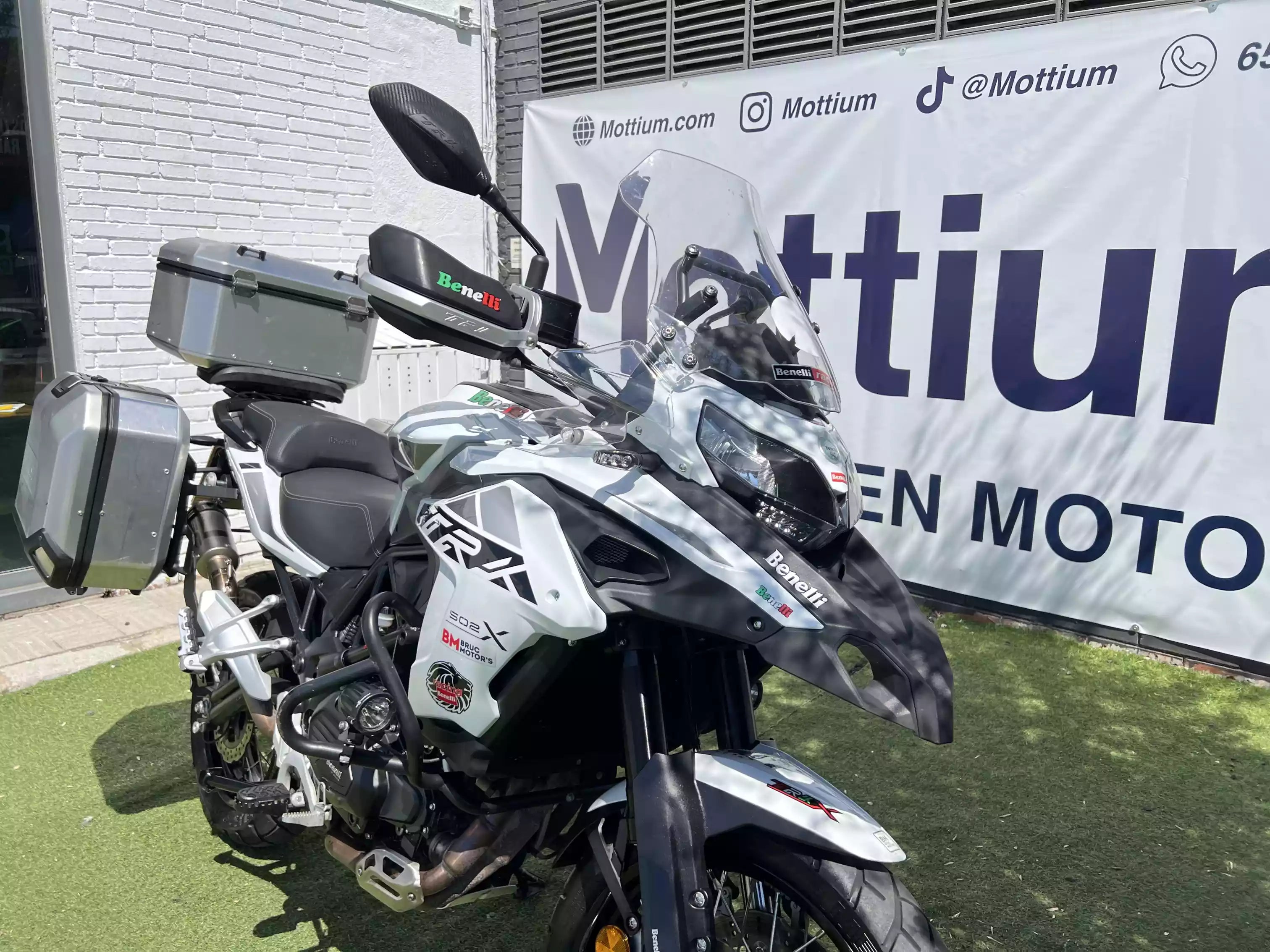 BENELLI TRK 502 X