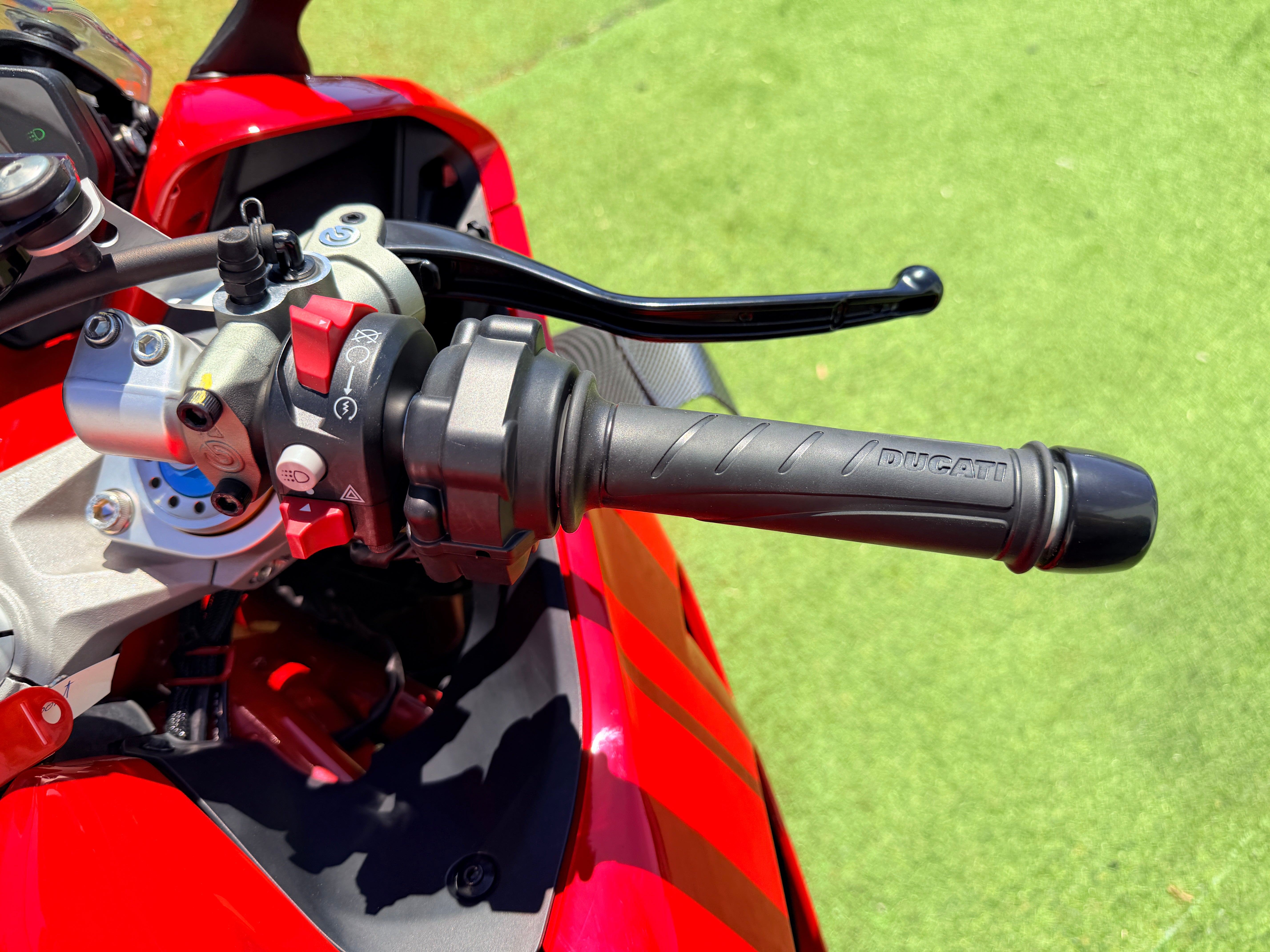 DUCATI SUPERSPORT 950S