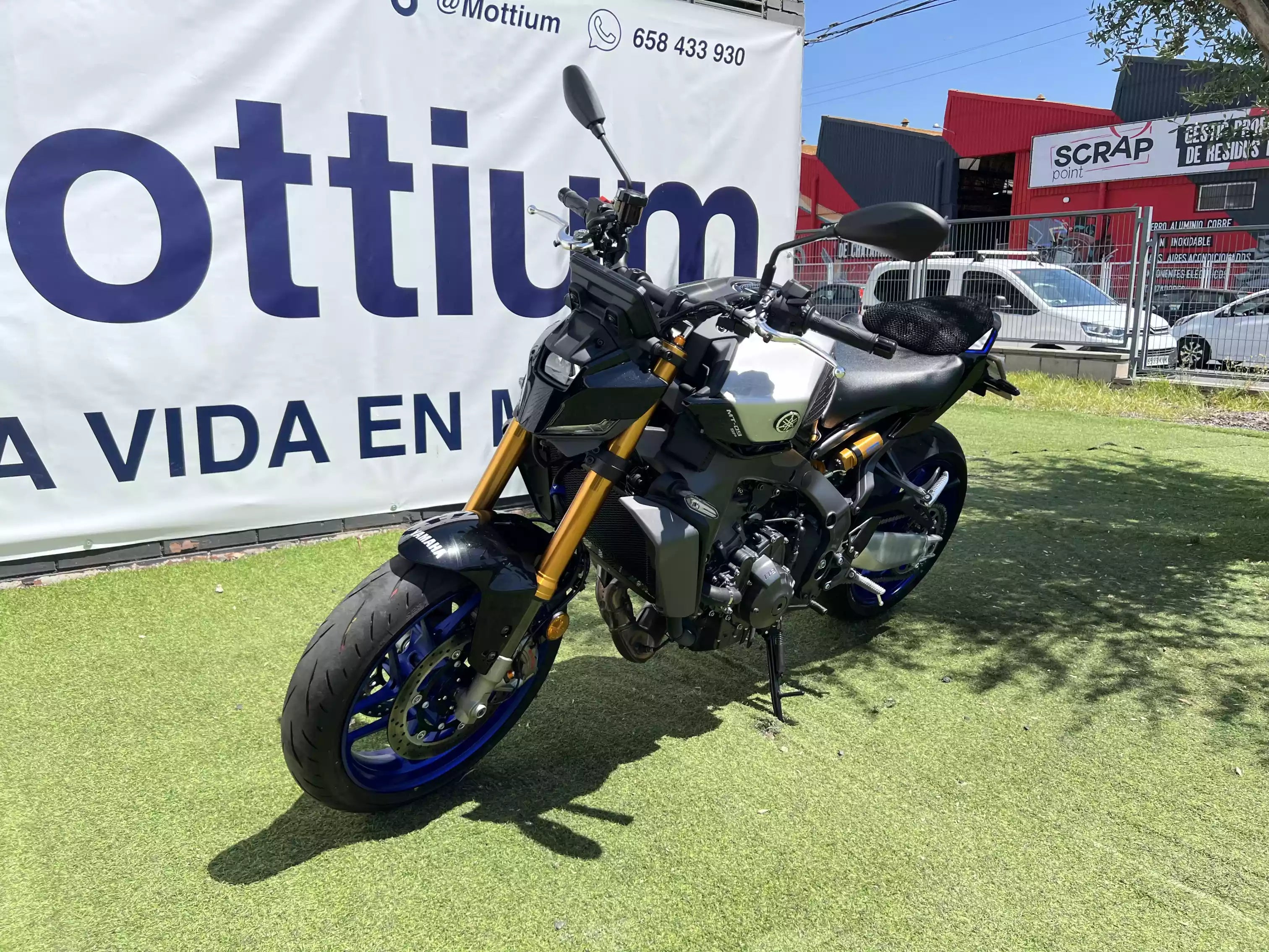 YAMAHA MT 09 SP