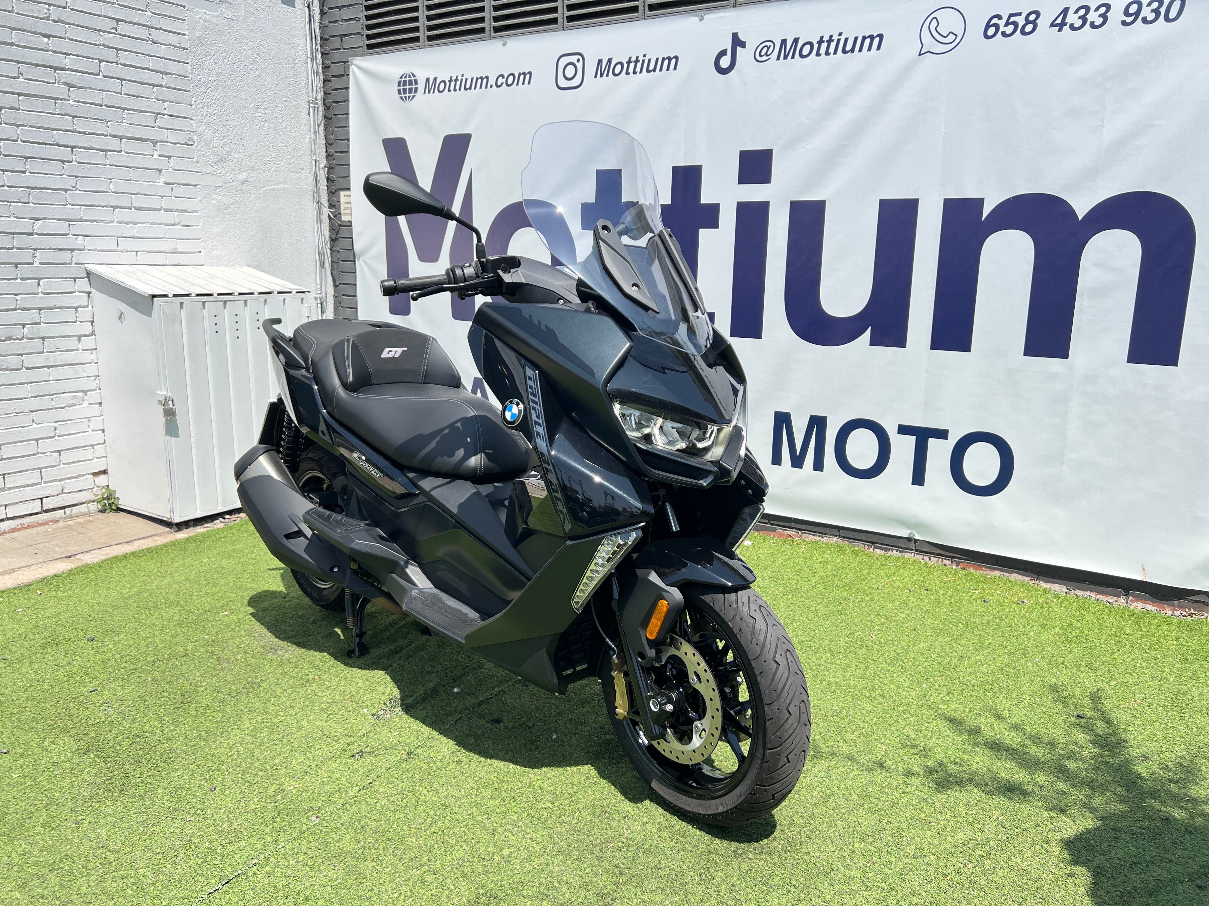 BMW C400GT TRIPE BLACK
