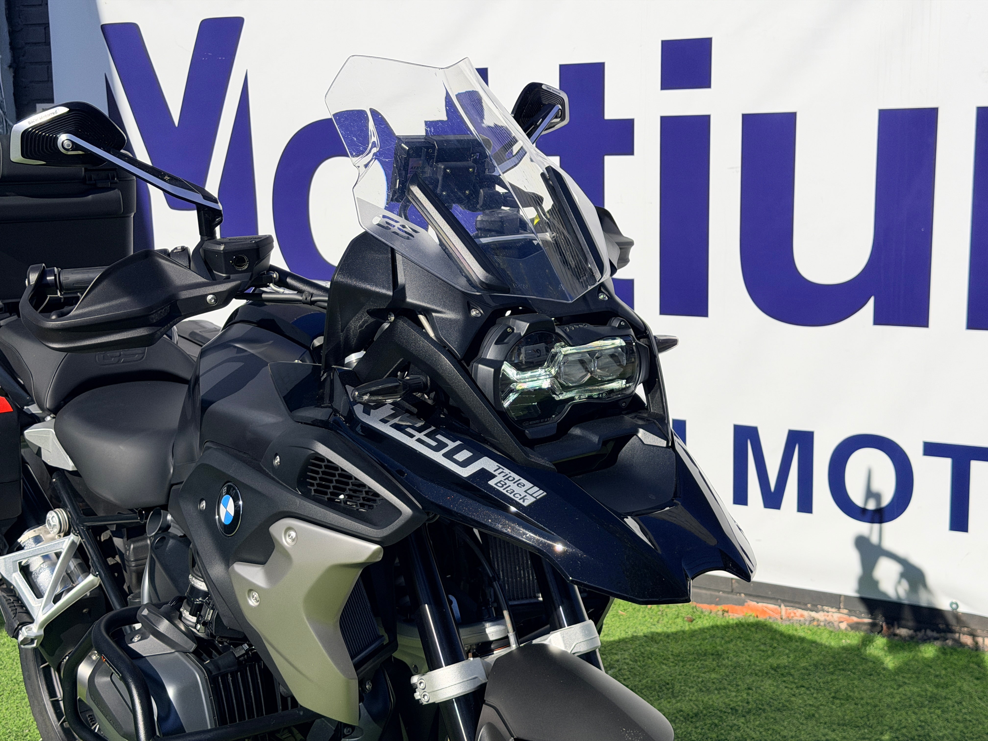 BMW R1250GS TRIPLE BLACK