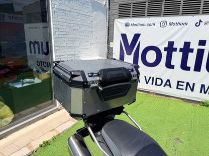 BMW F850GS