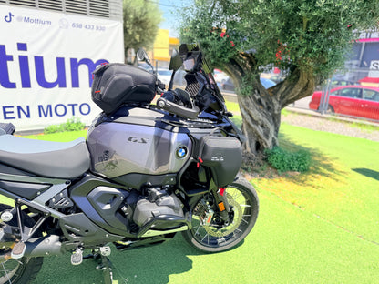 BMW R1300GS TRIPLEBLACK