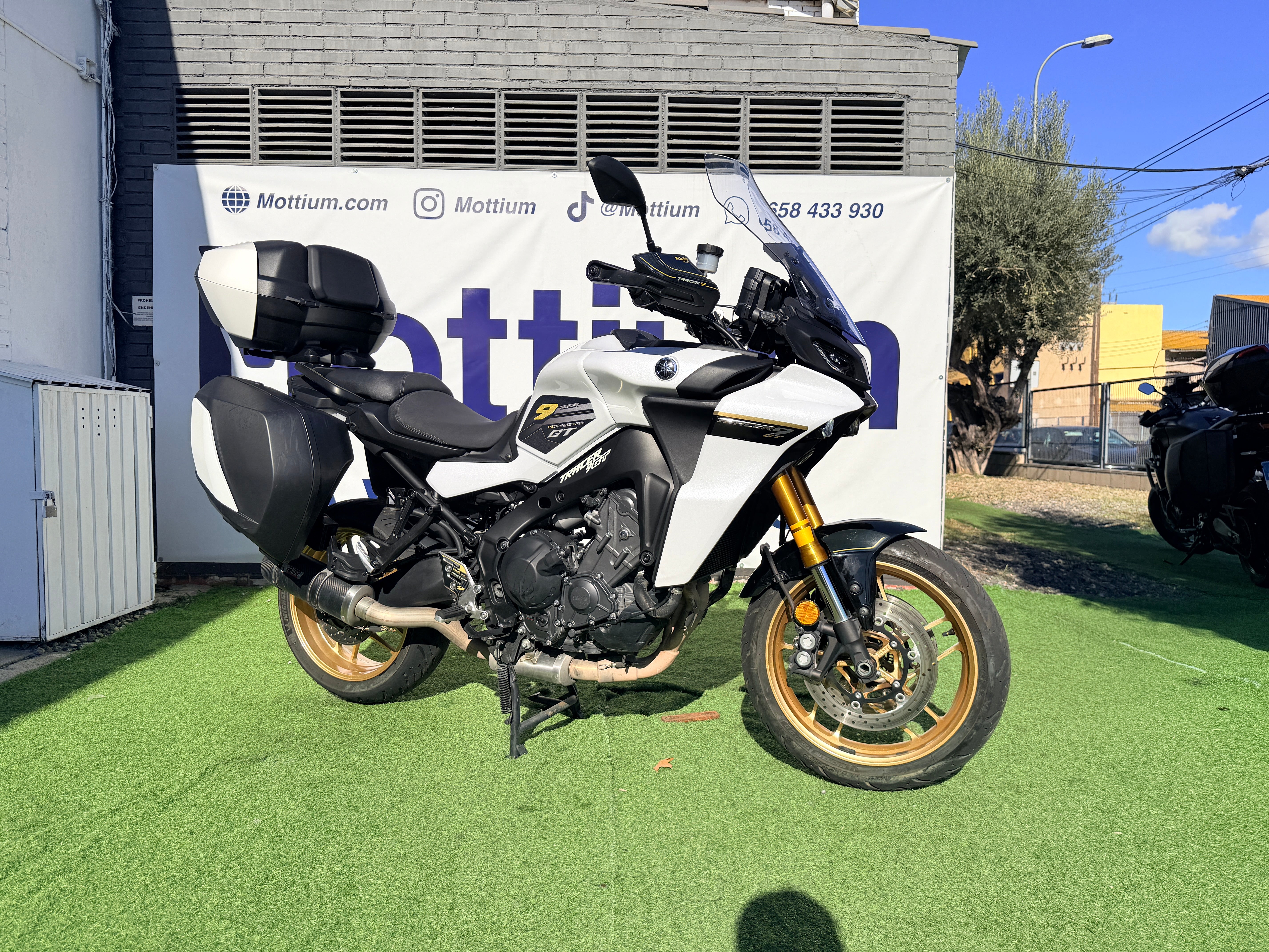 YAMAHA TRACER 9GT