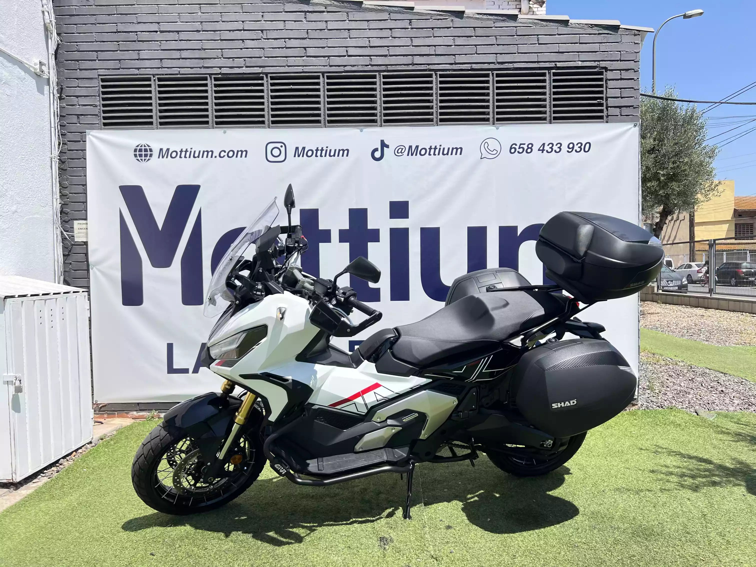 HONDA X-ADV