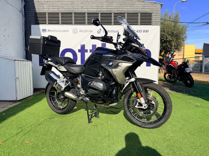 BMW R1250GS TRIPLE BLACK 1