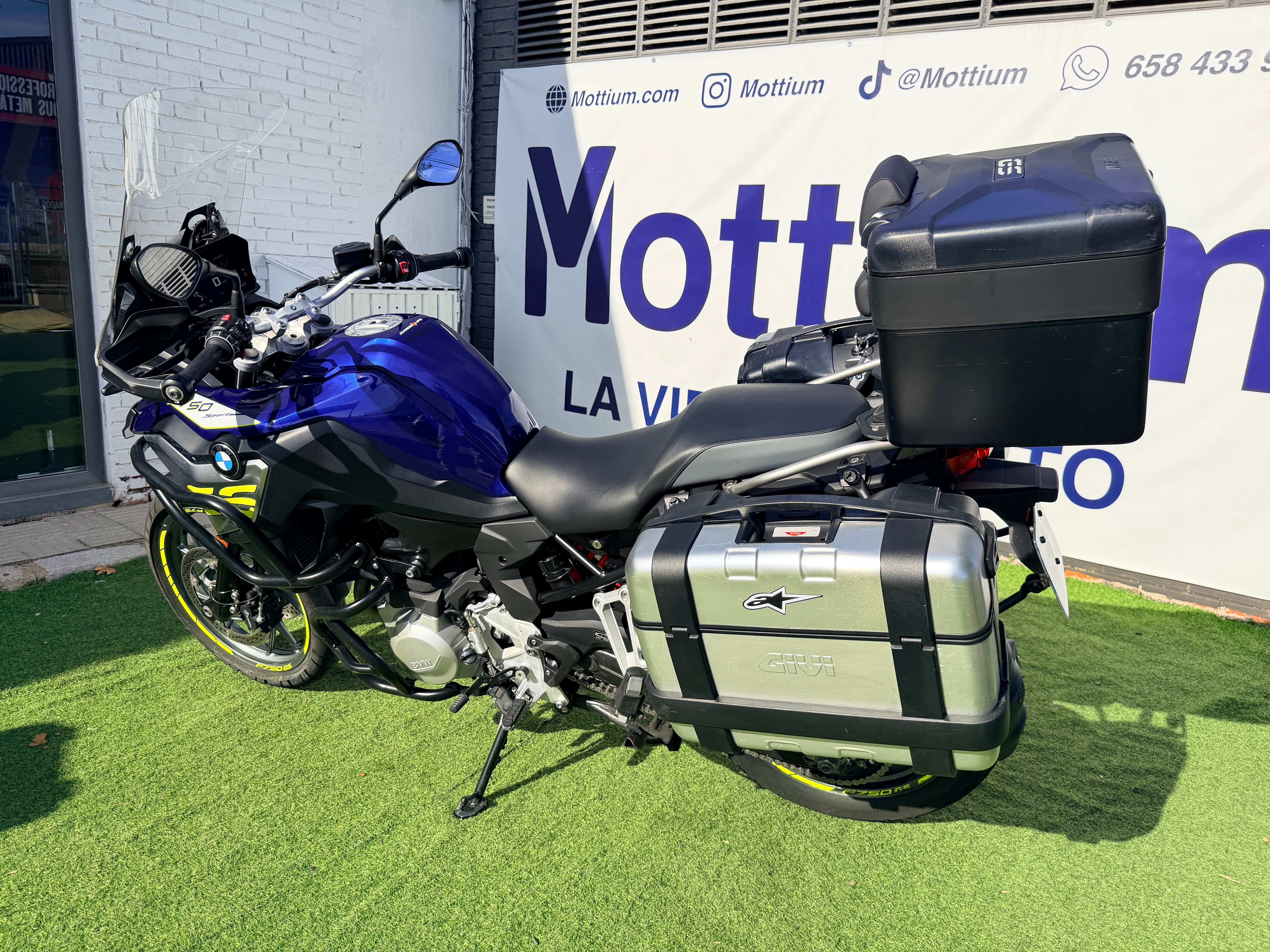 BMW F750GS LIMITADA A2