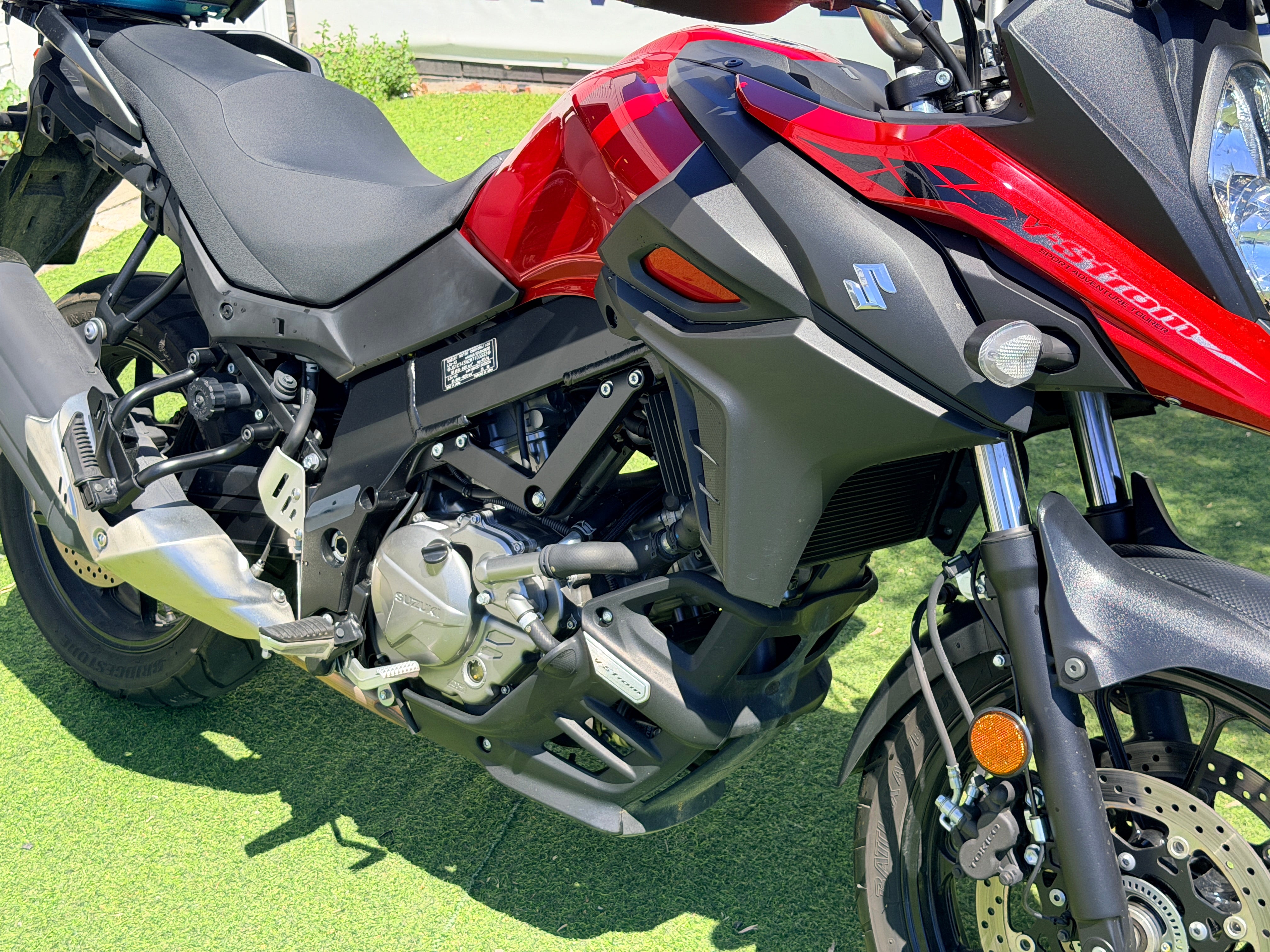 SUZUKI V-STROM 650