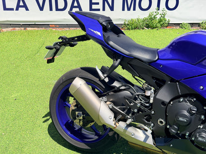 YAMAHA YZF R1