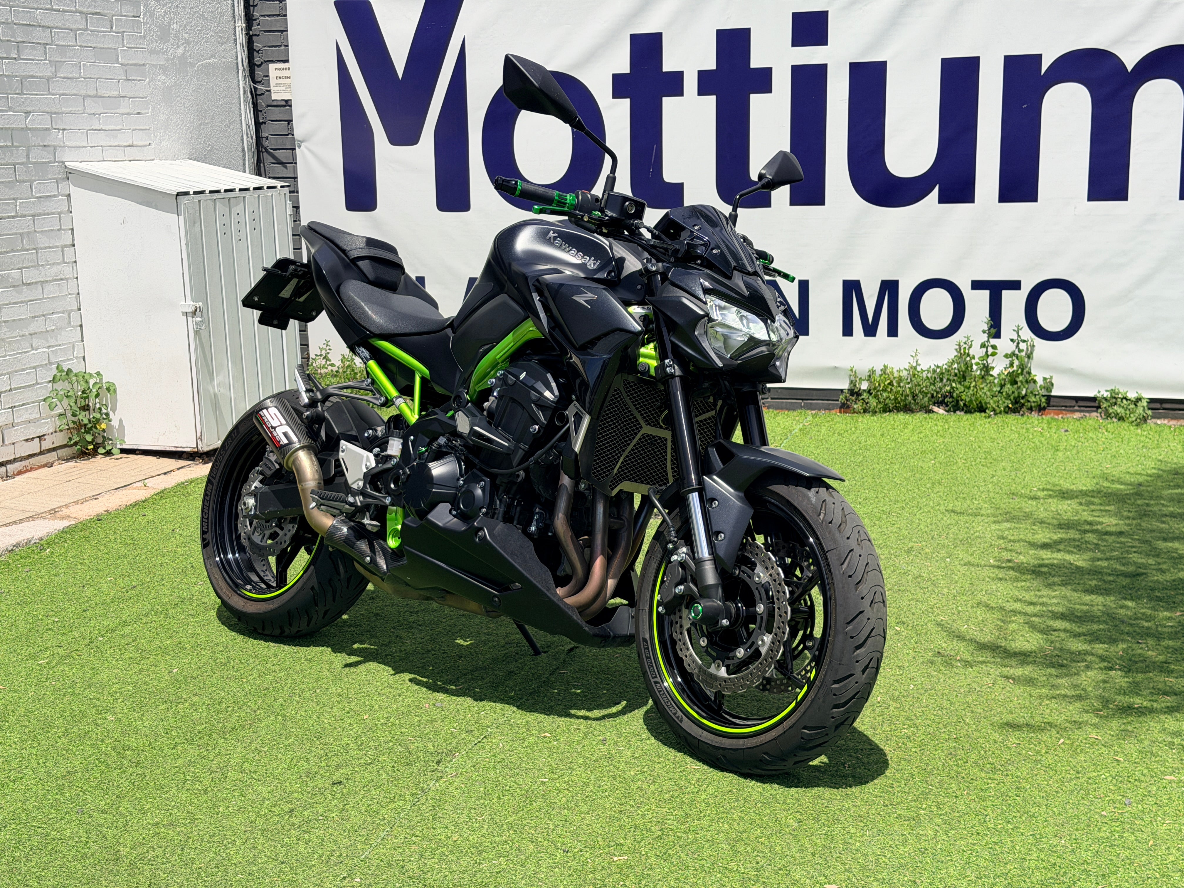 KAWASAKI Z900