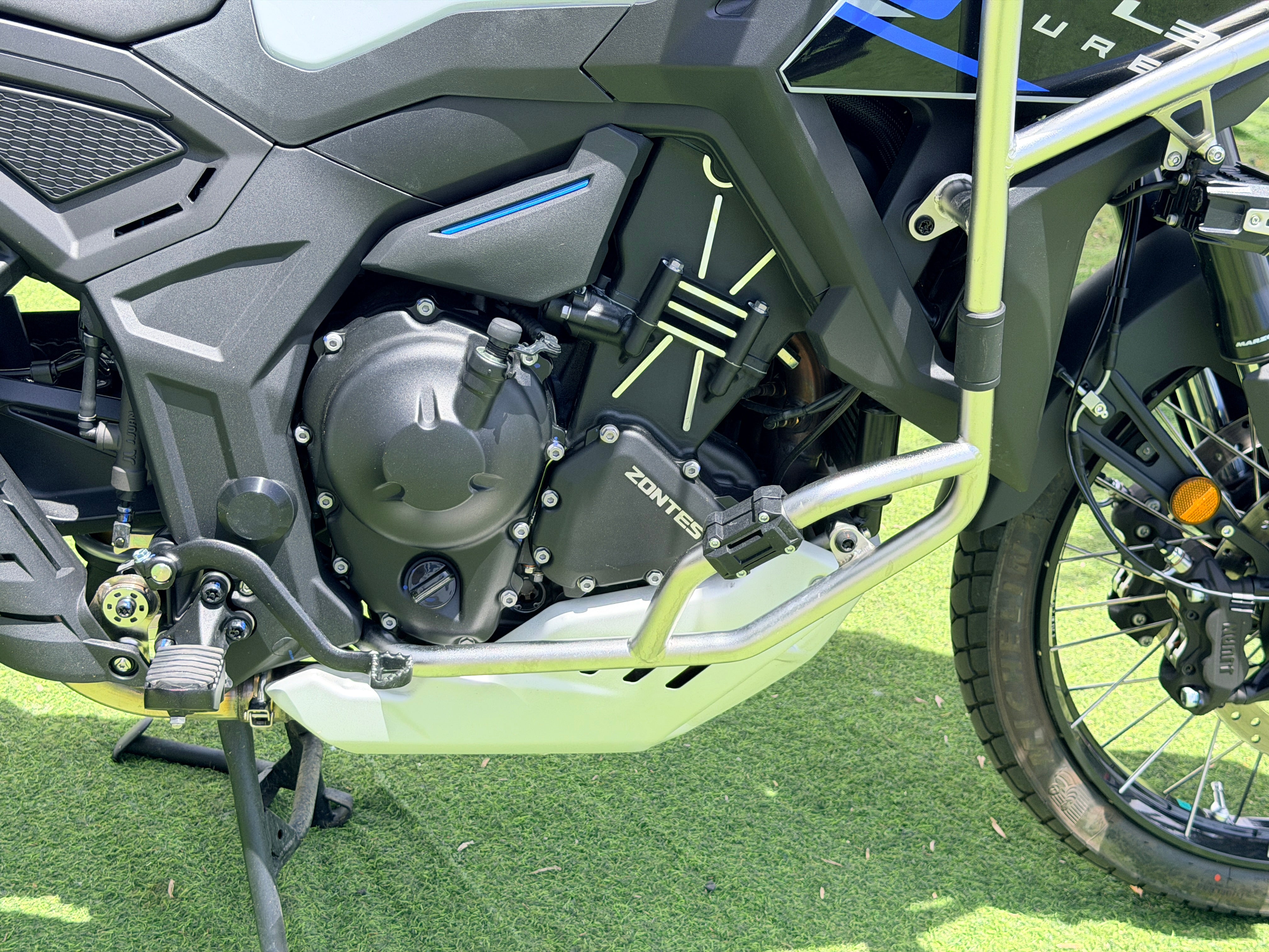 ZONTES 703 F