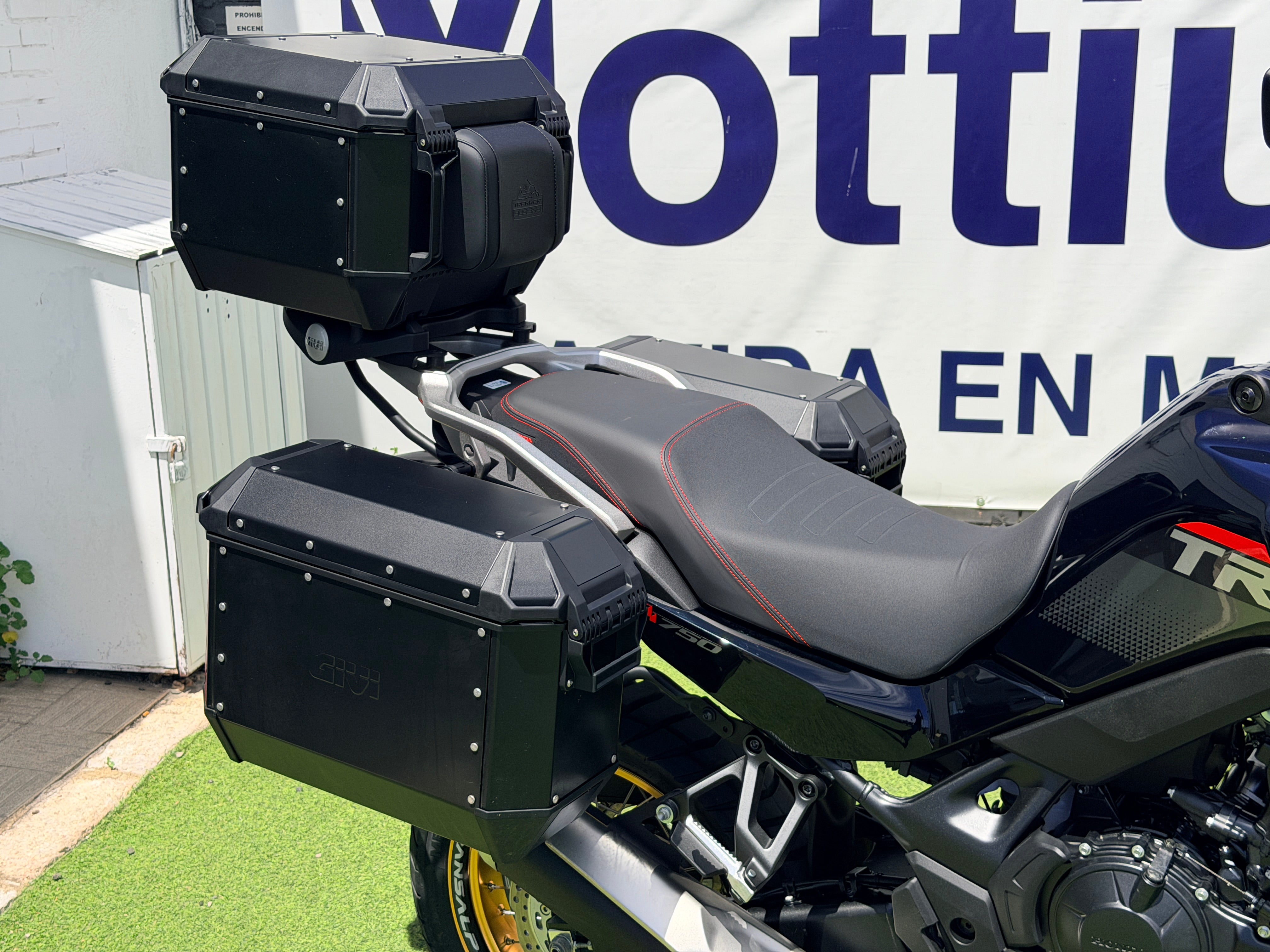 HONDA XL 750 TRANSALP