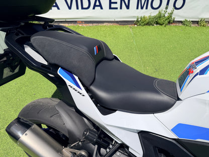 BMW M1000XR
