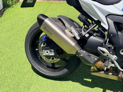 BMW M1000XR