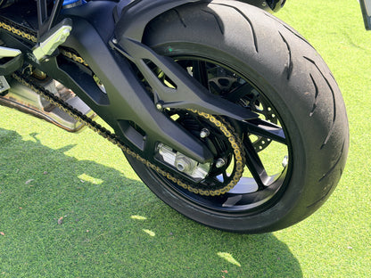 BMW M1000XR