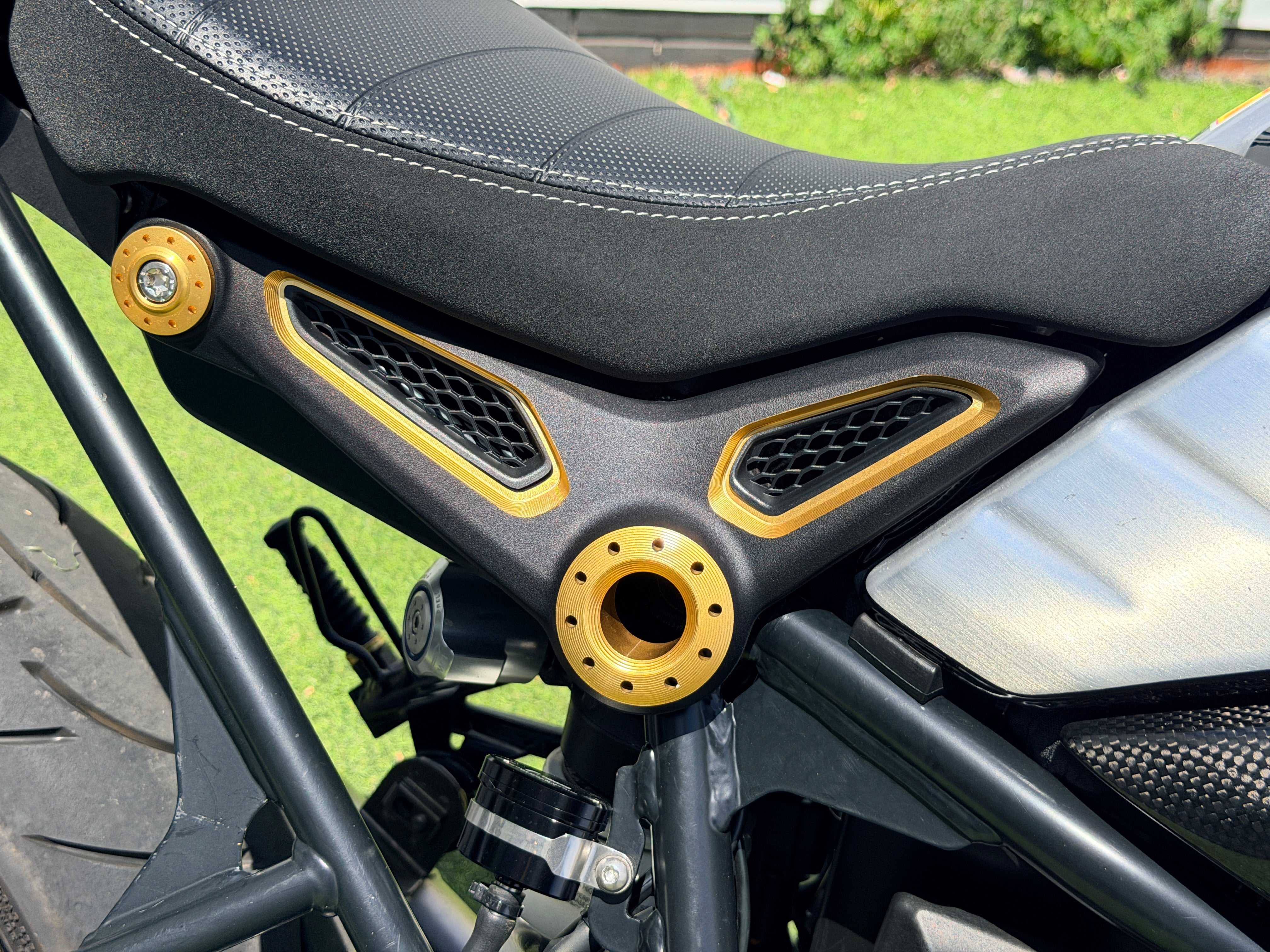 BMW R NINE T SCRAMBLER
