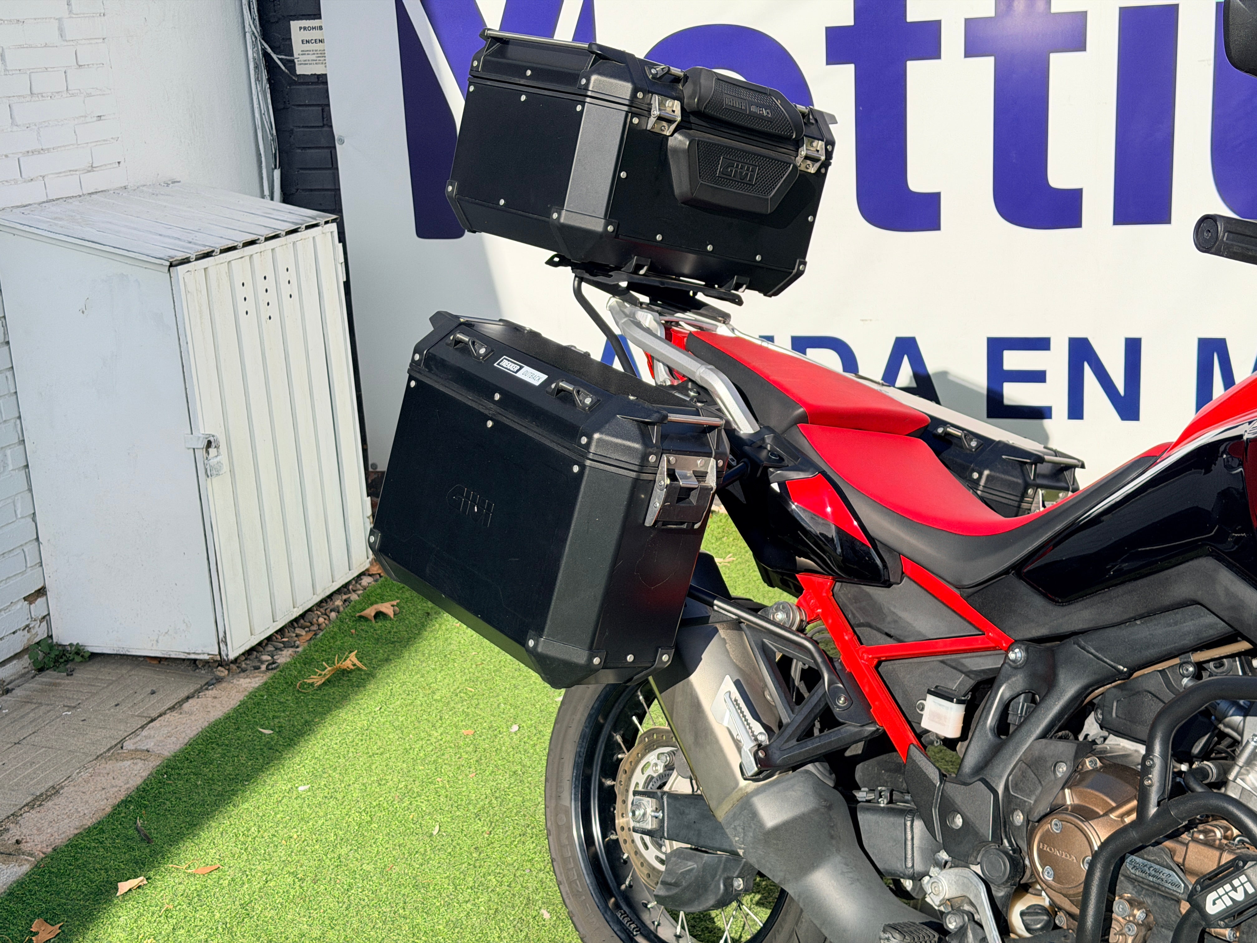 HONDA CRF1100L AFRICATWIN DCT