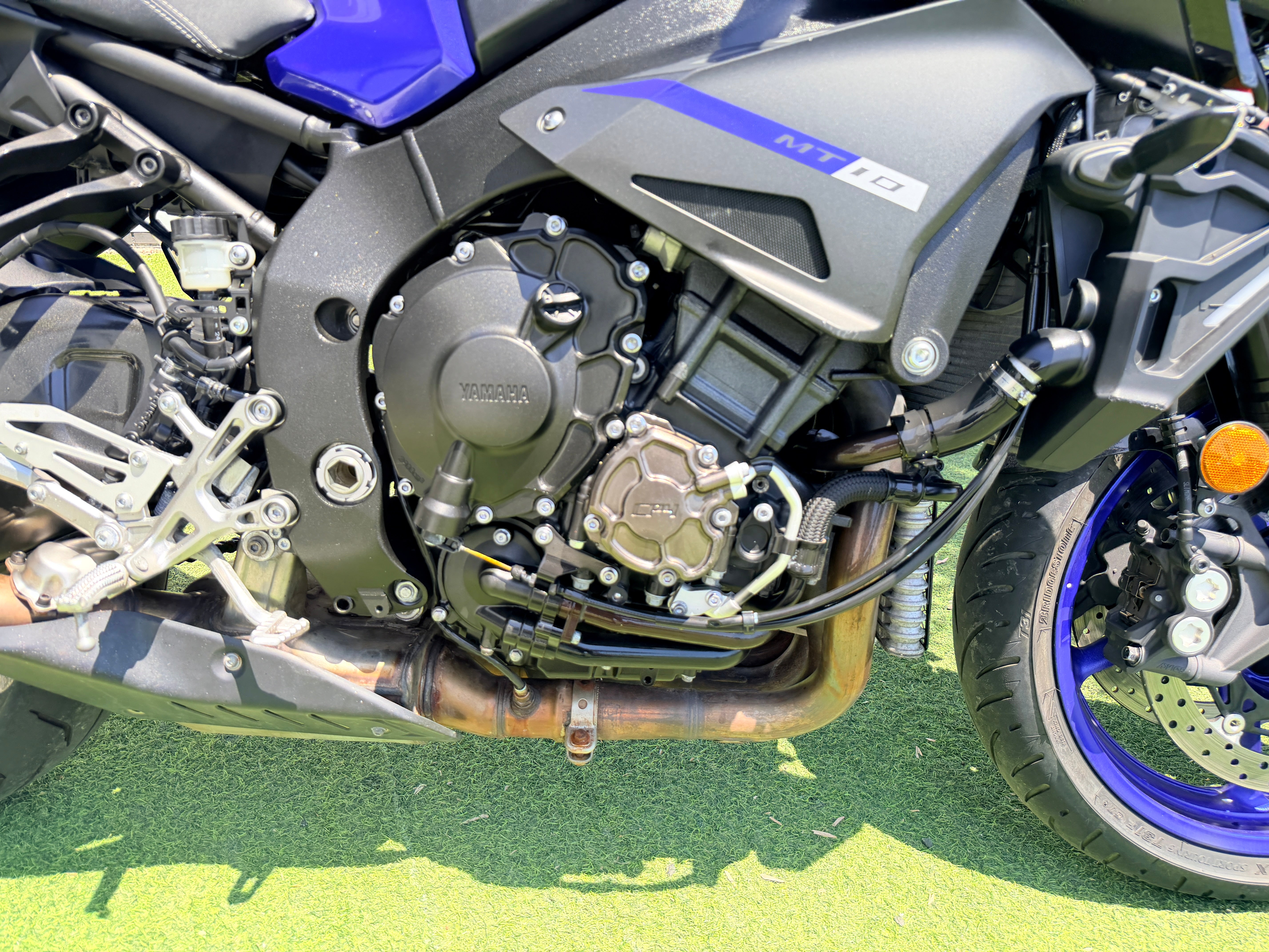 YAMAHA MT-10