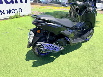YAMAHA NMAX