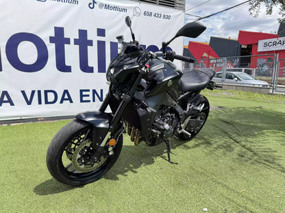 YAMAHA MT 09