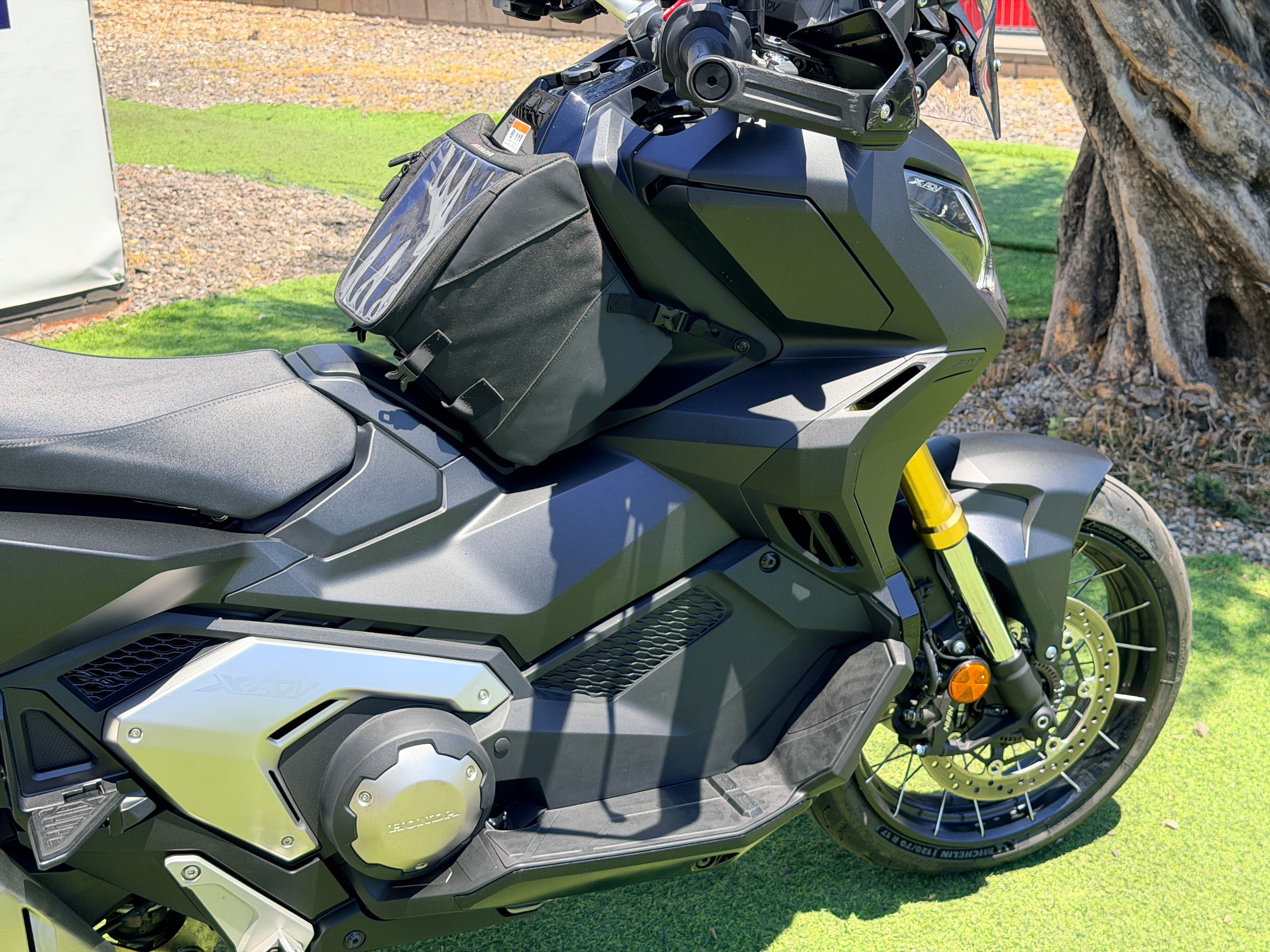 HONDA X-ADV 750
