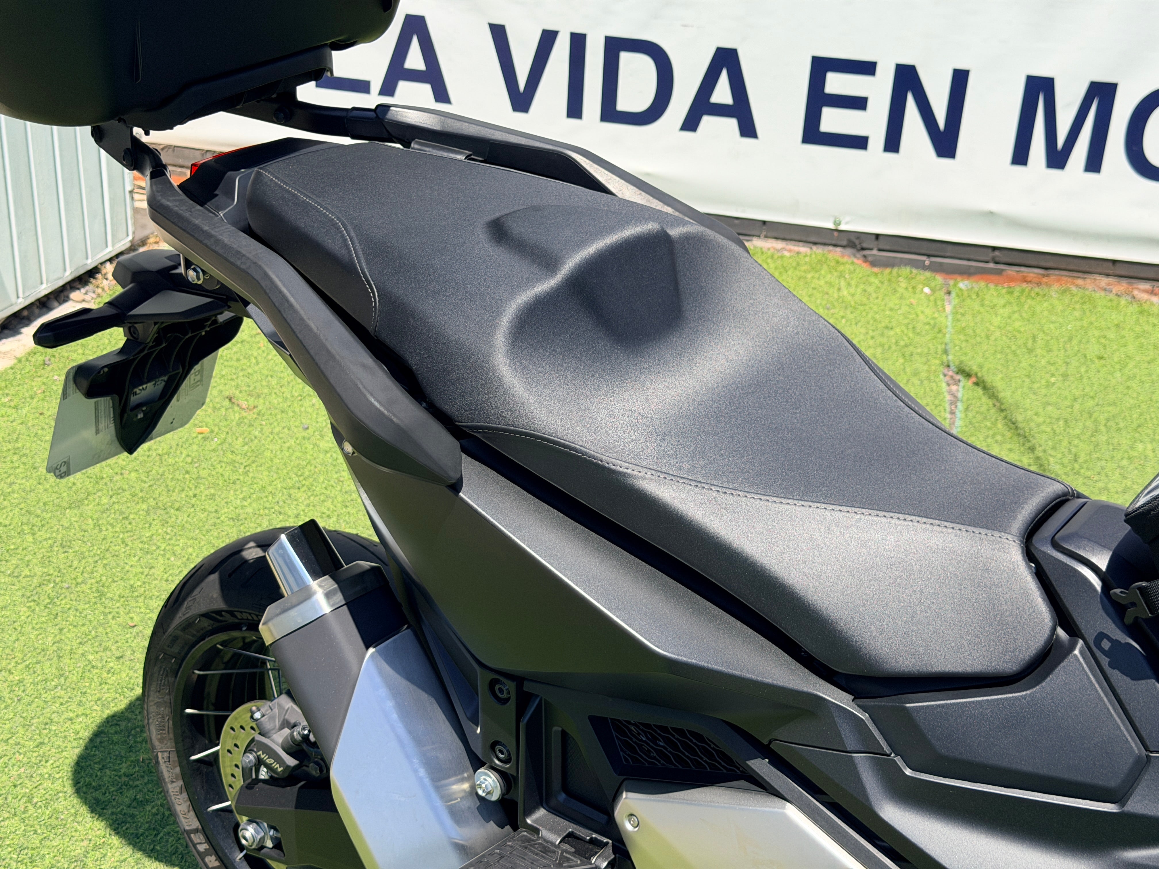 HONDA X-ADV 750