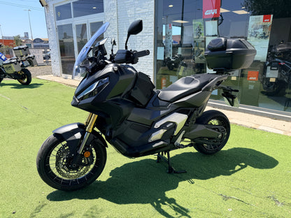 HONDA X-ADV 750