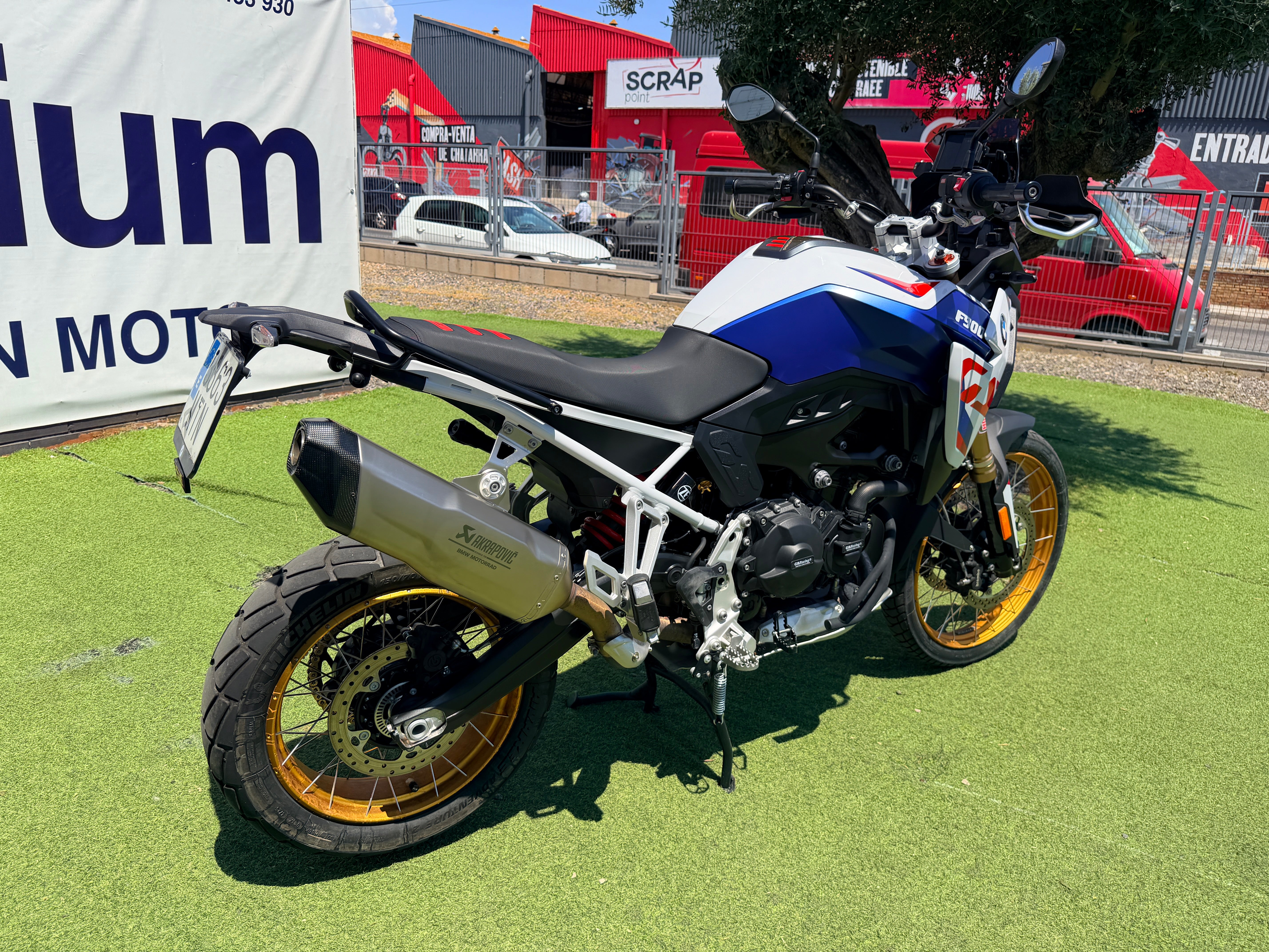 BMW F 900 GS