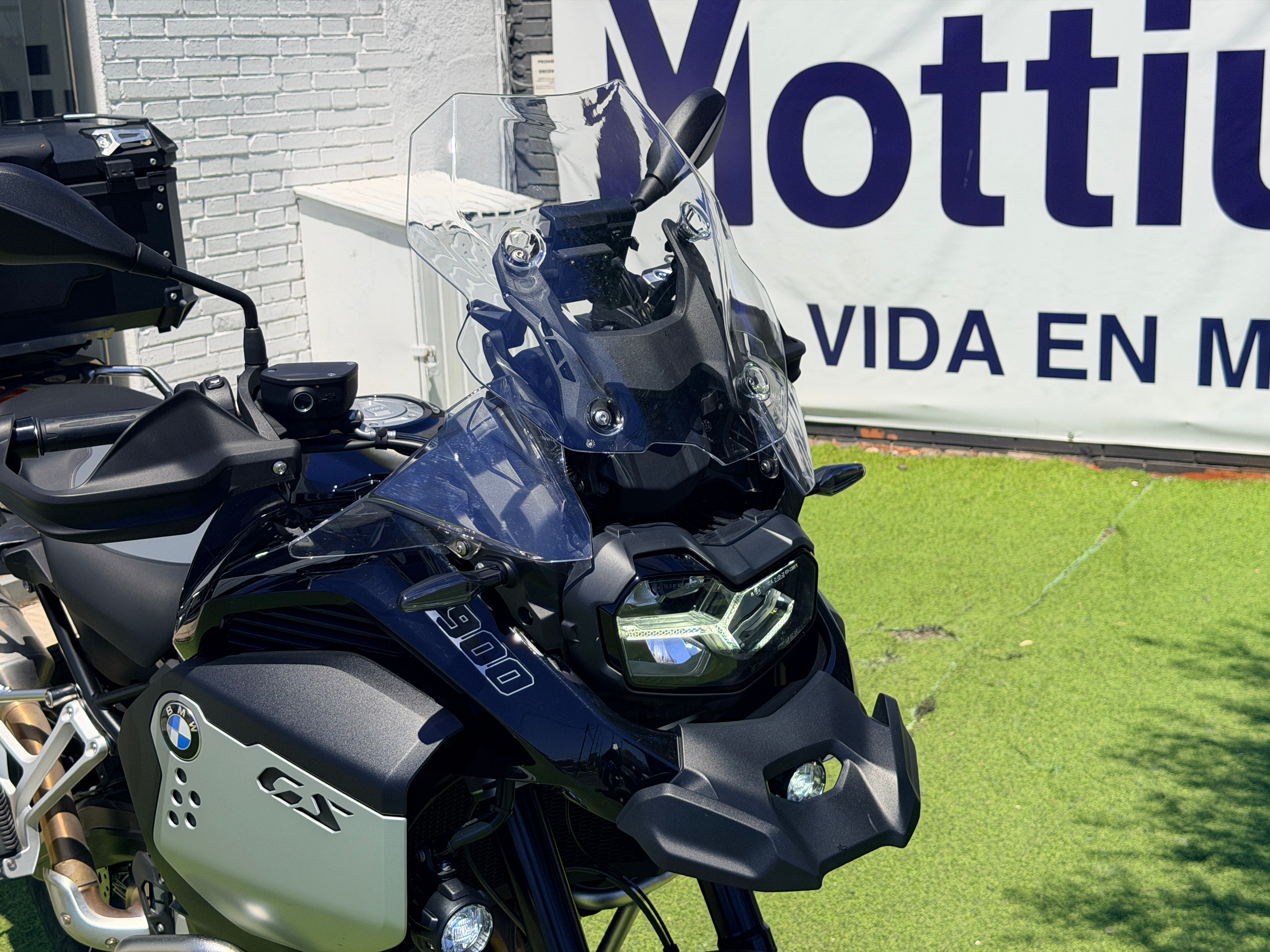 BMW F900GS ADVENTURE