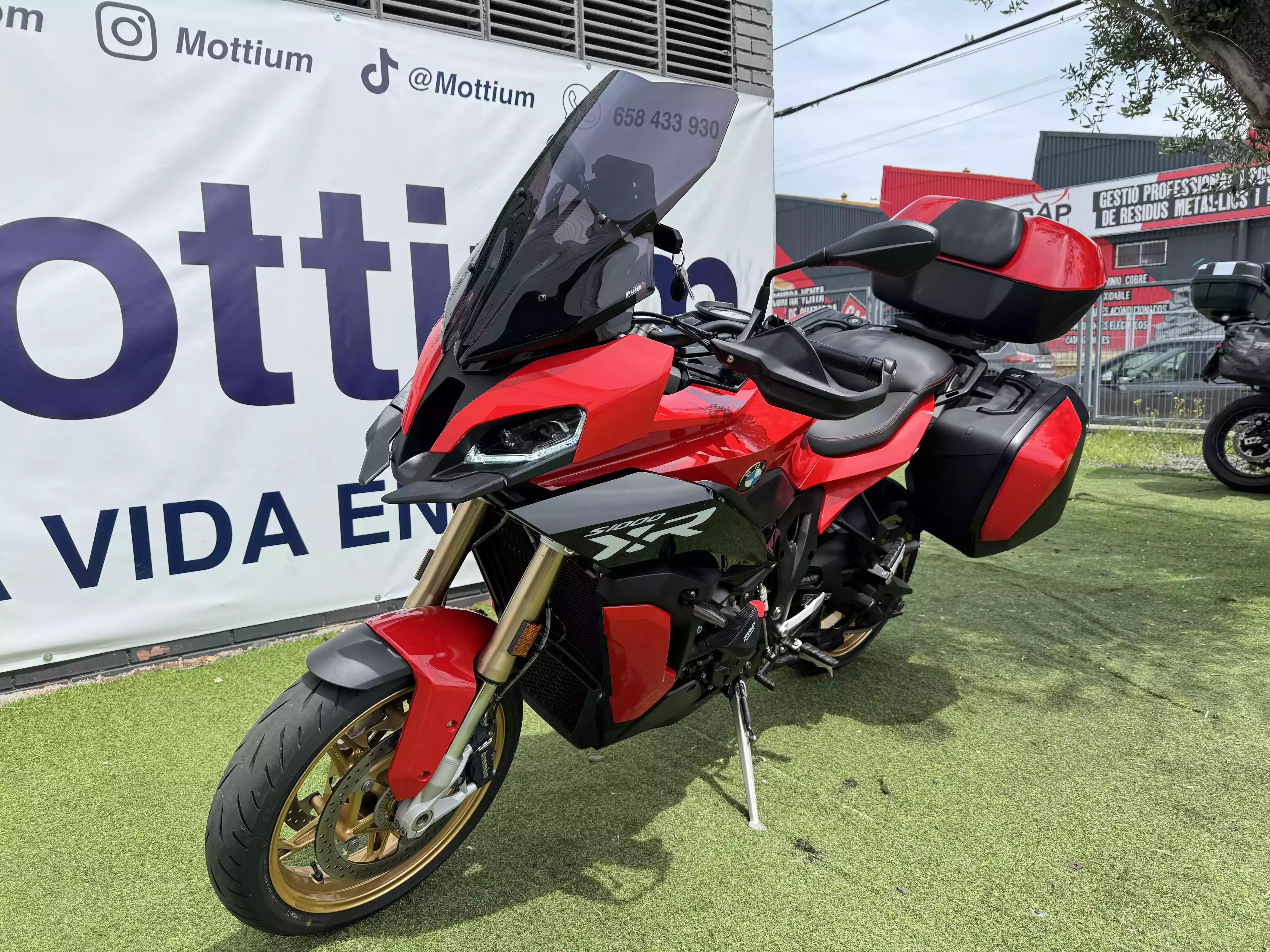 BMW S 1000 XR
