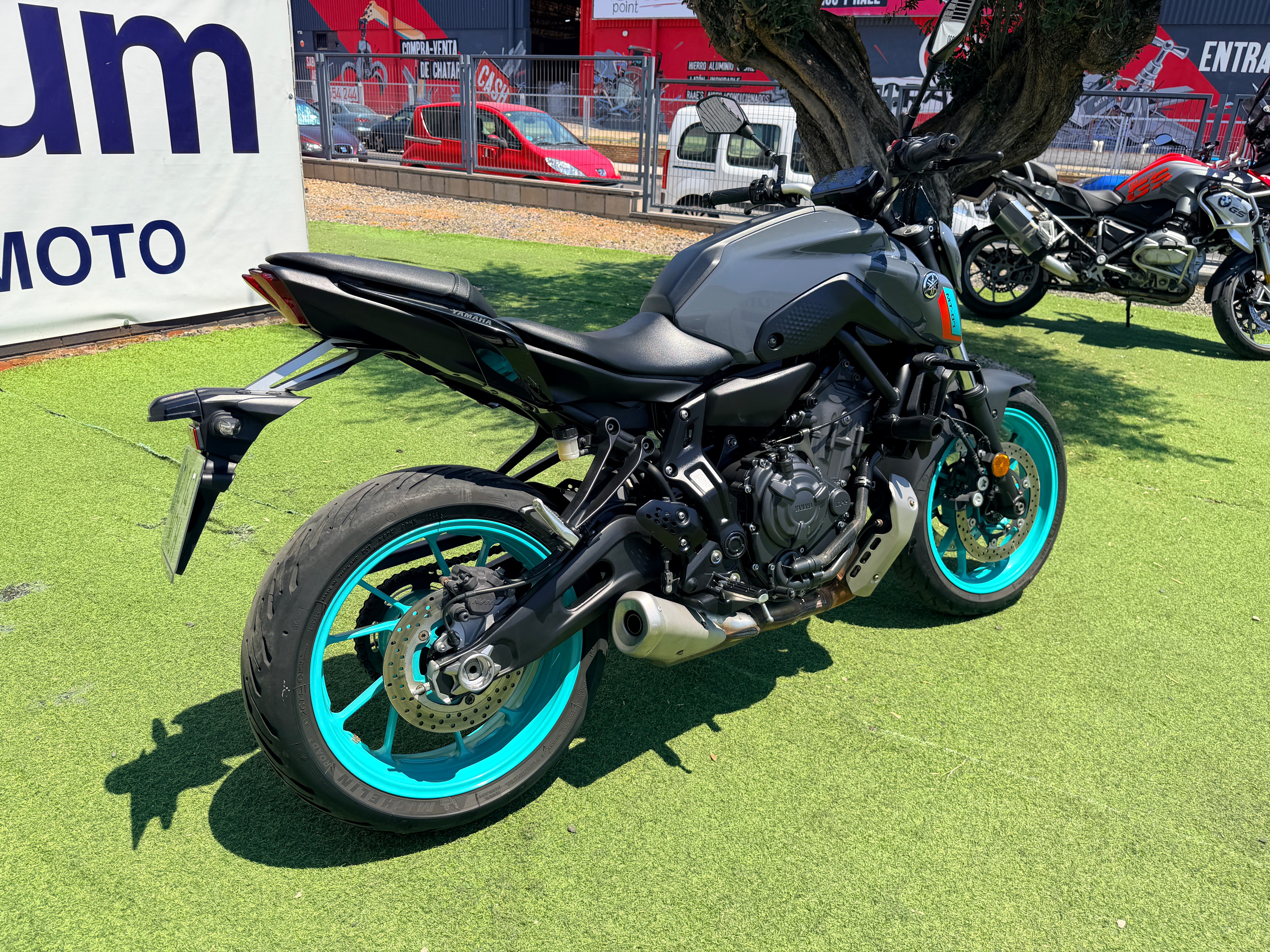 YAMAHA MT-07