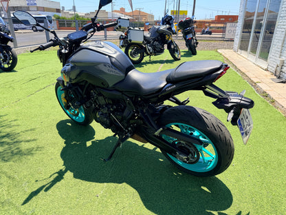 YAMAHA MT-07