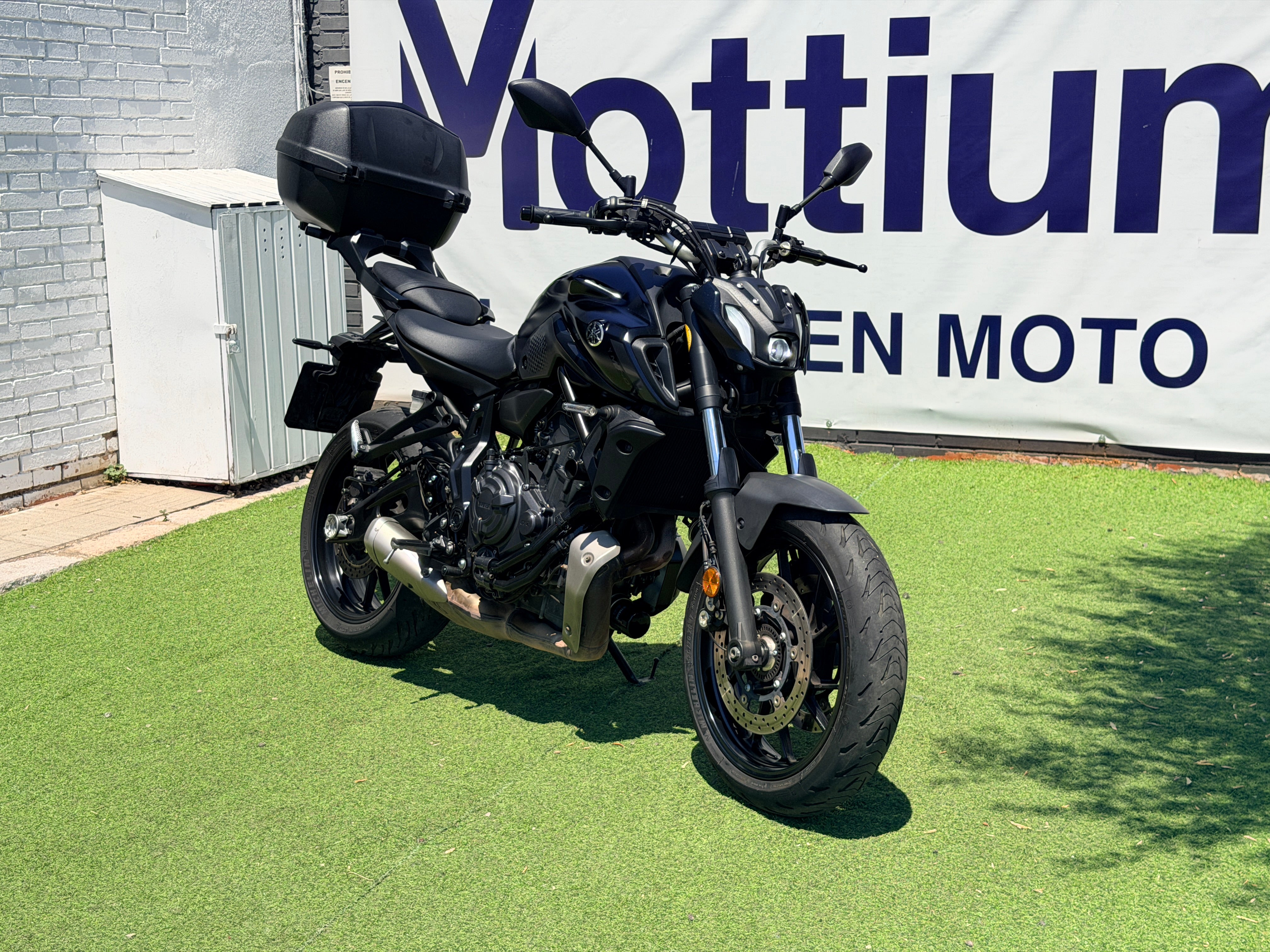 YAMAHA MT-07