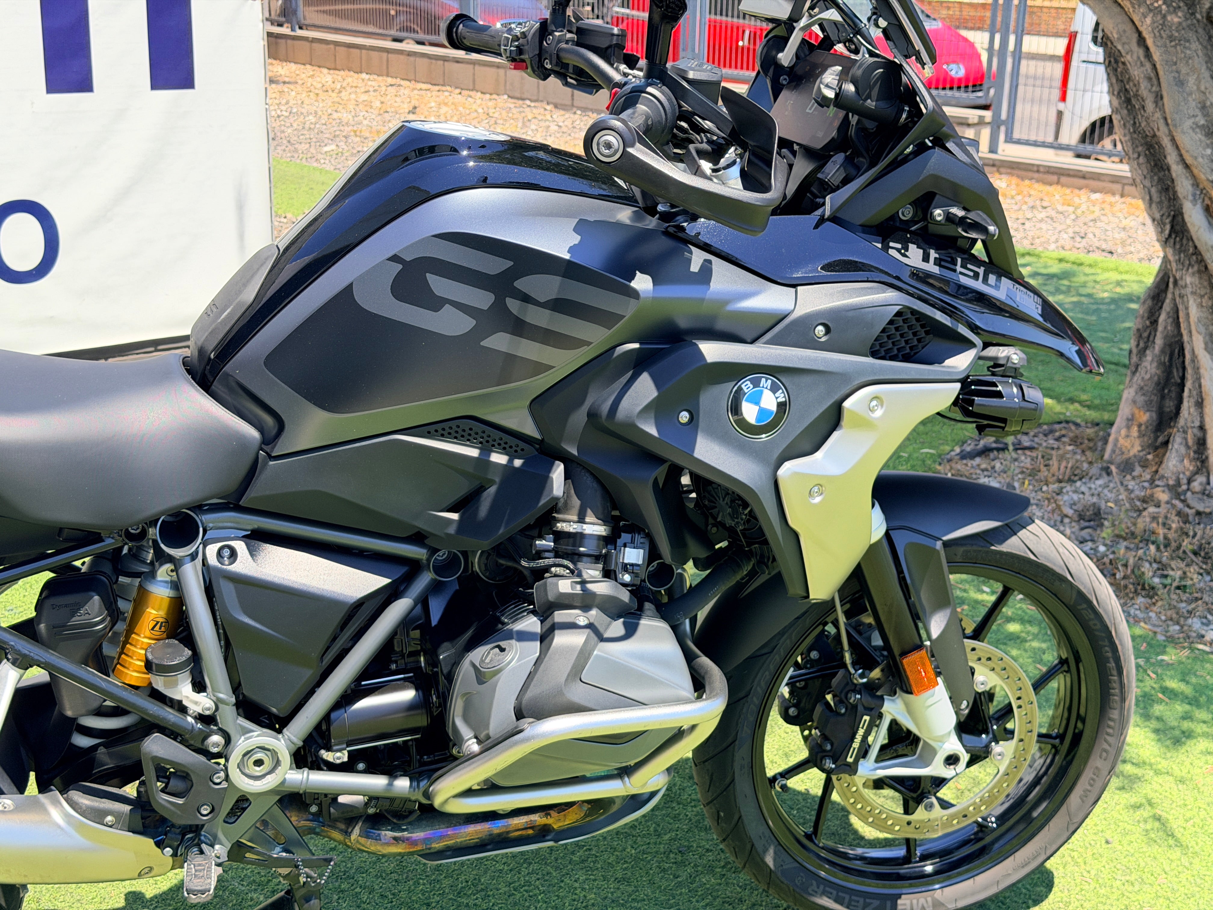 BMW R1250GS TRIPLE BLACK