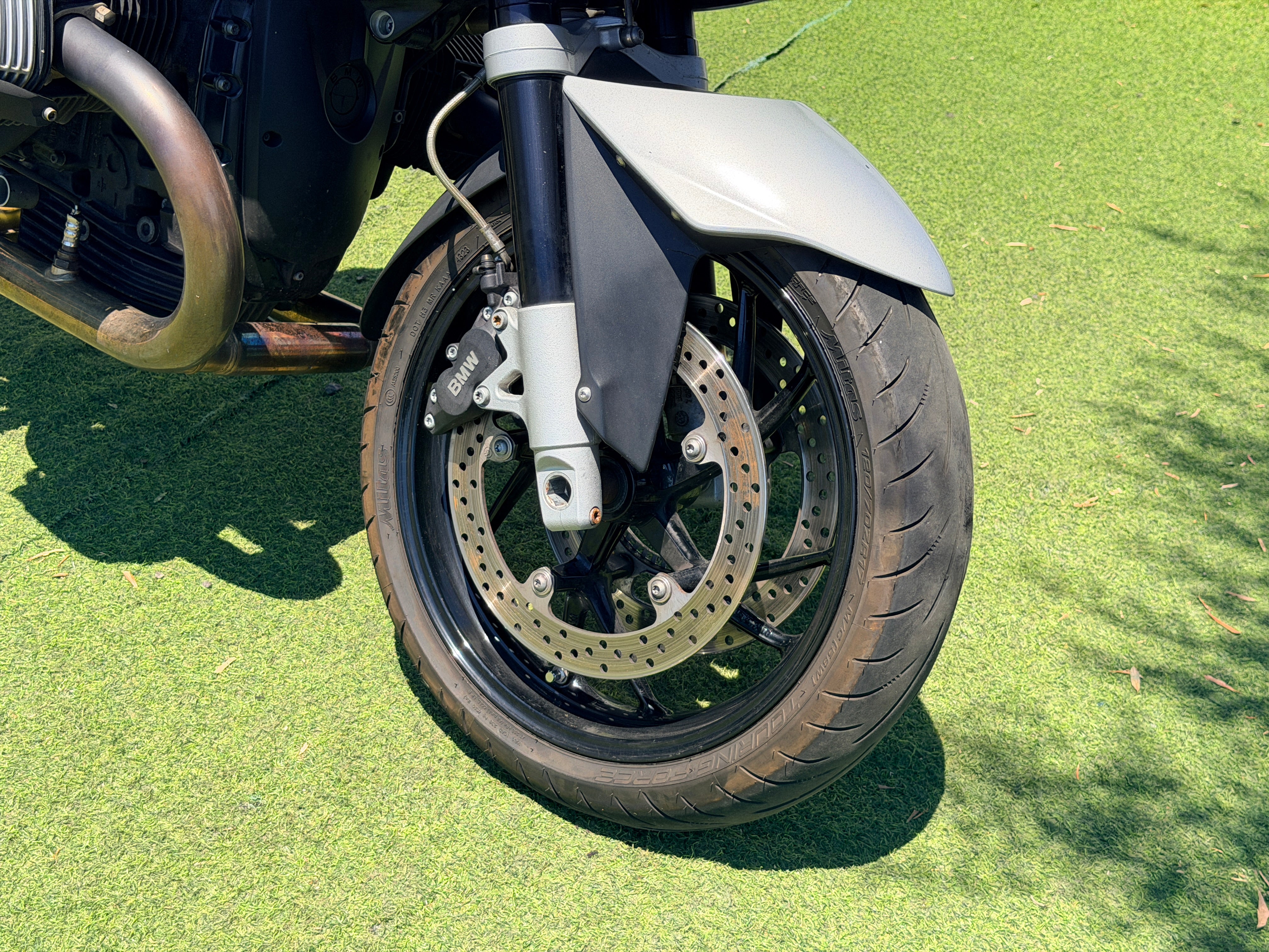 BMW R1200S
