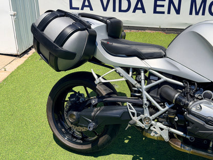 BMW R1200S