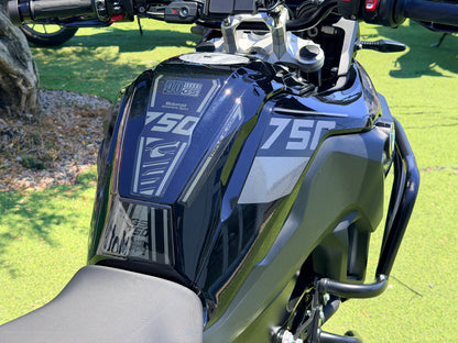 BMW F750GS TRIPLE BLACK