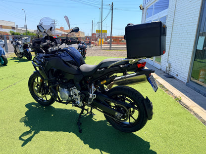 BMW F750GS TRIPLE BLACK