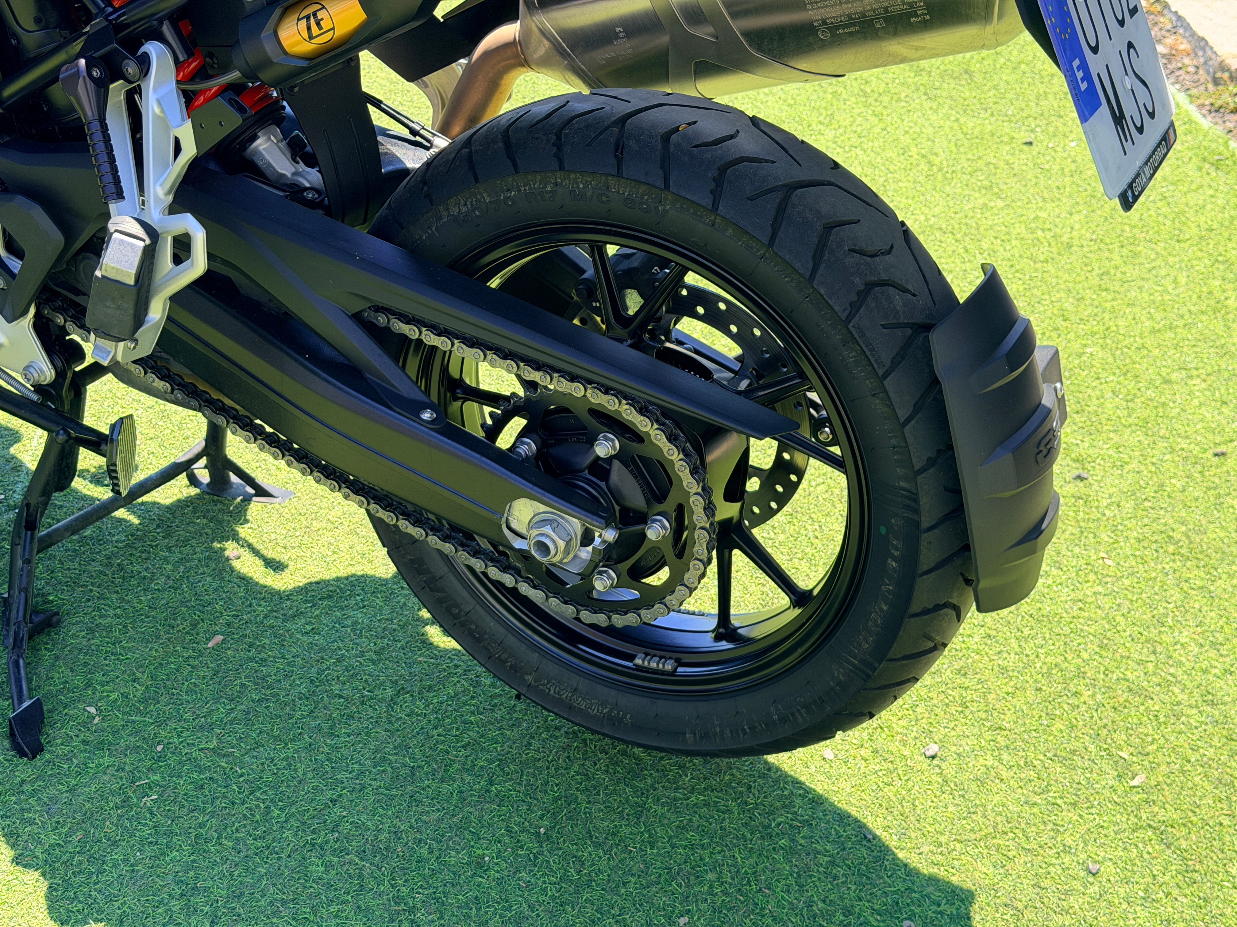 BMW F750GS TRIPLE BLACK