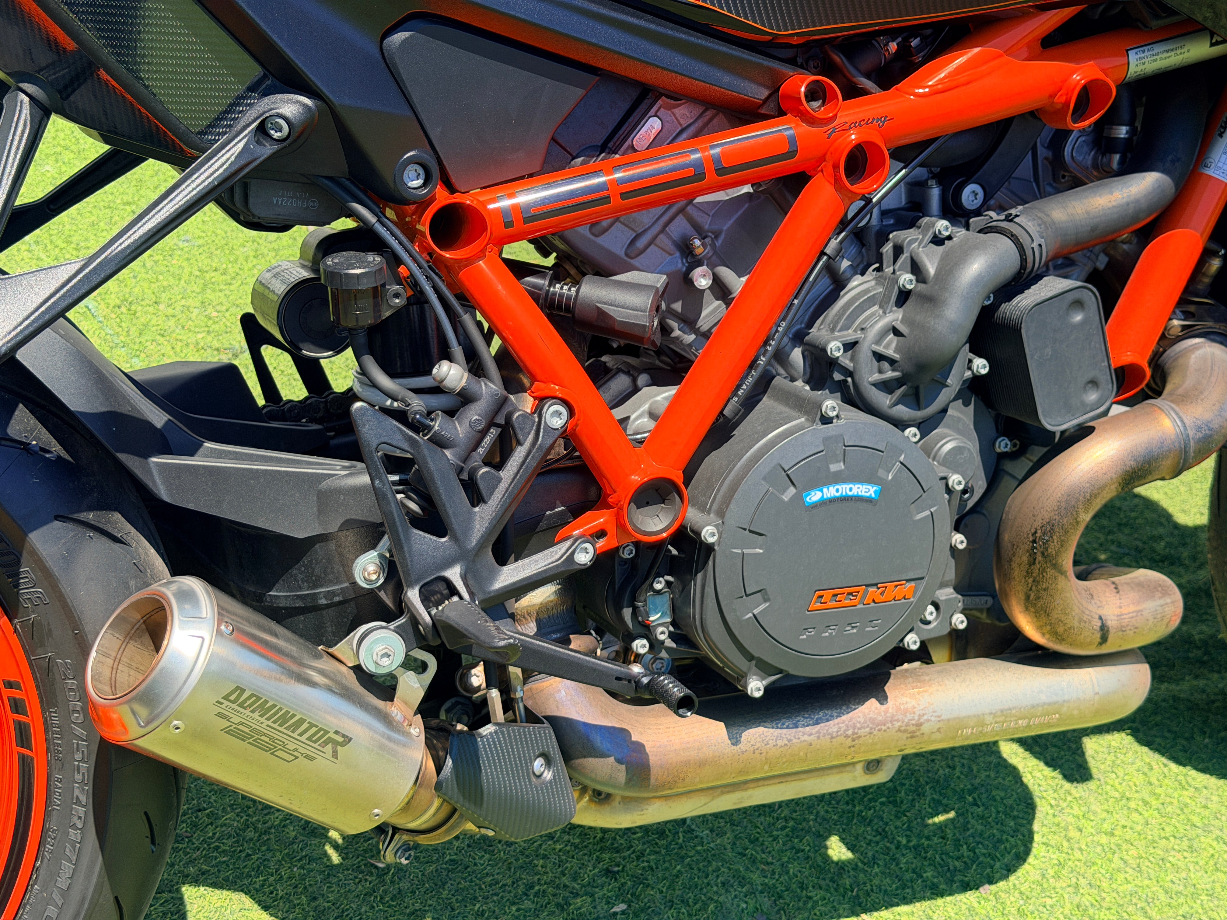 KTM 1290 SUPER DUKE R