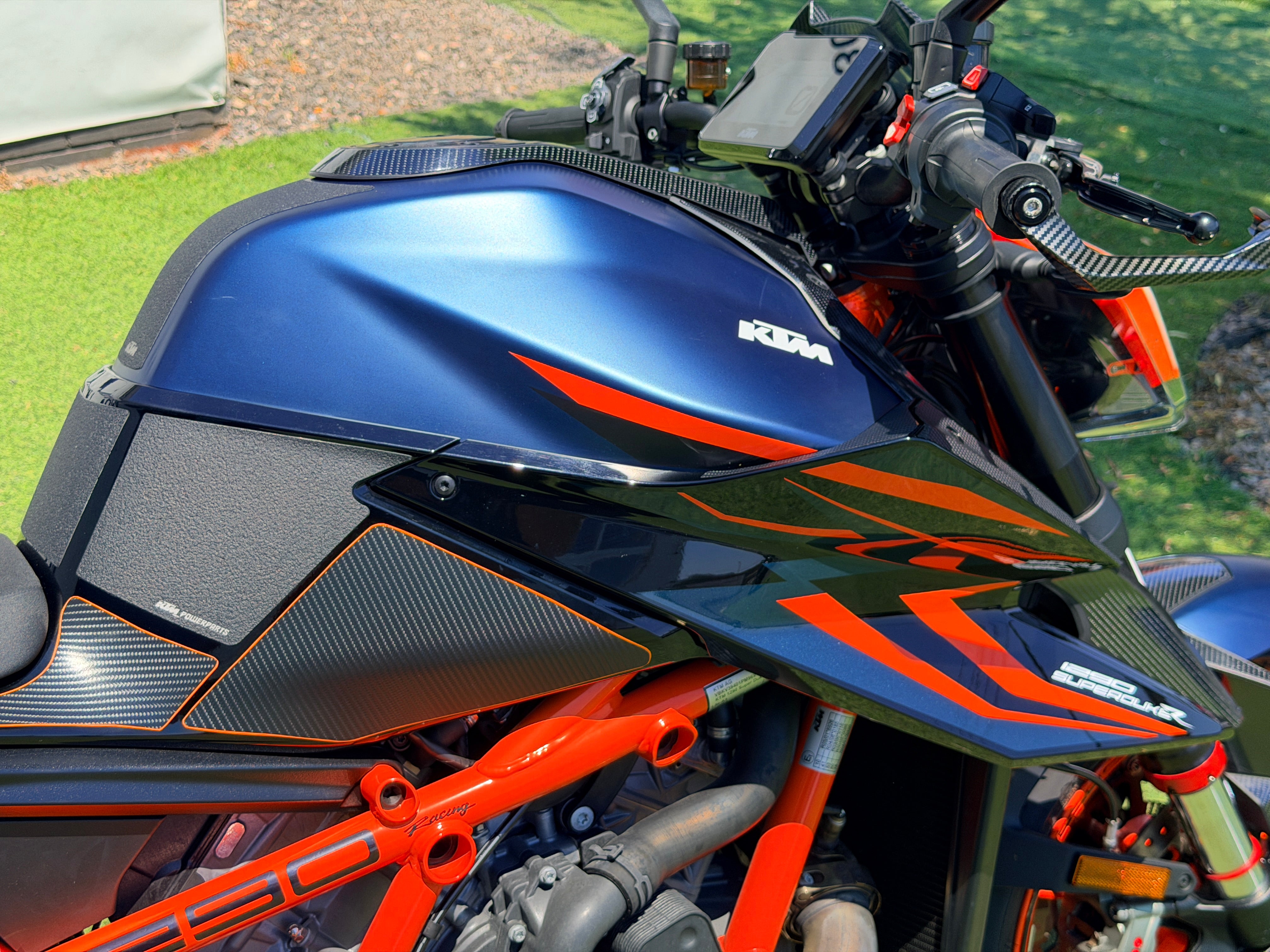KTM 1290 SUPER DUKE R