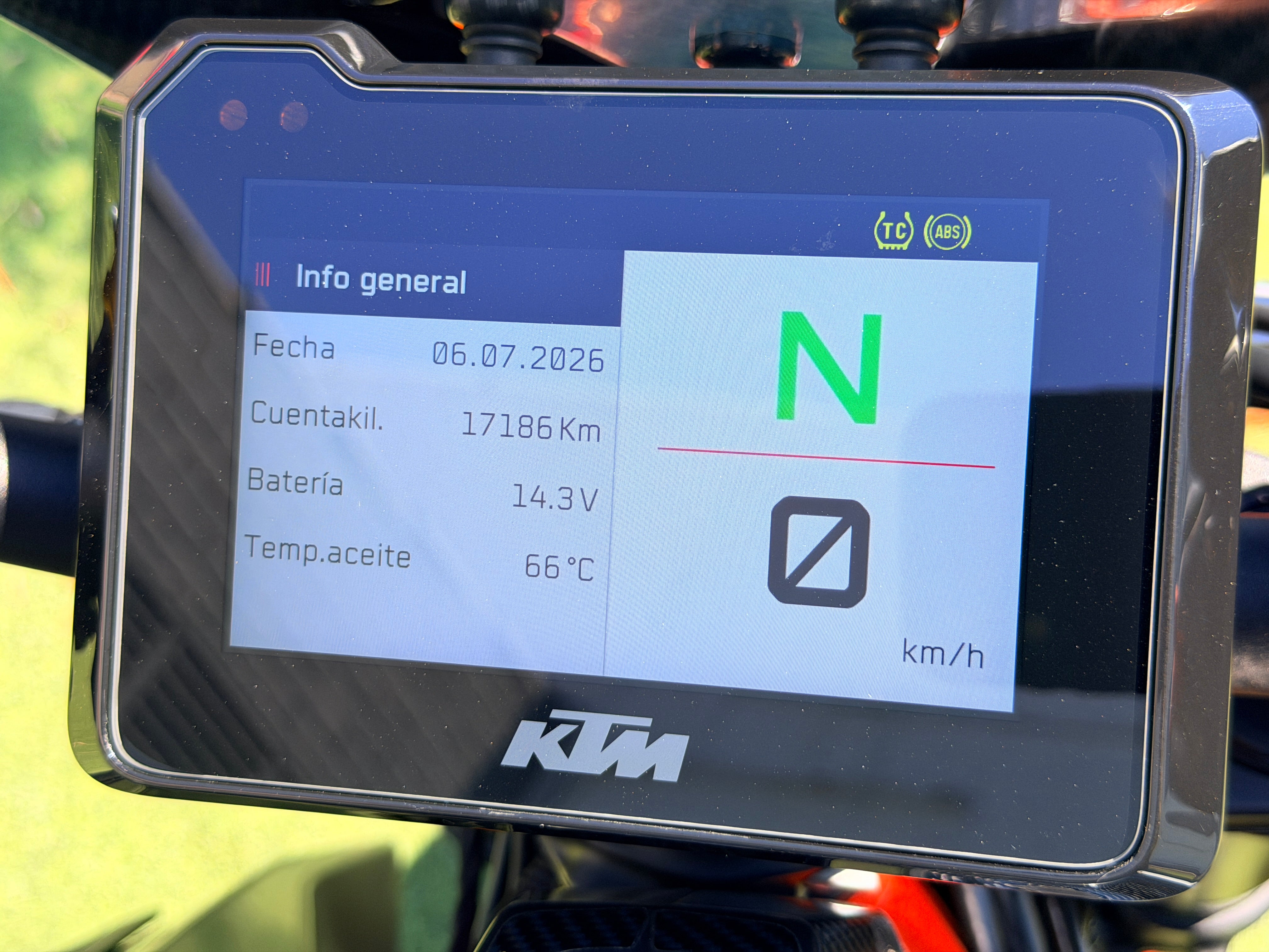 KTM 1290 SUPER DUKE R