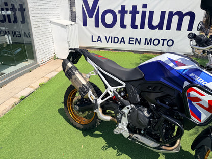 BMW F900GS