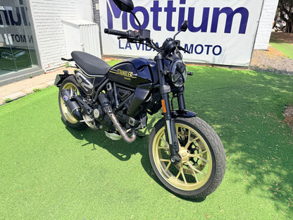 DUCATI SCRAMBLER FULL THROTTLE