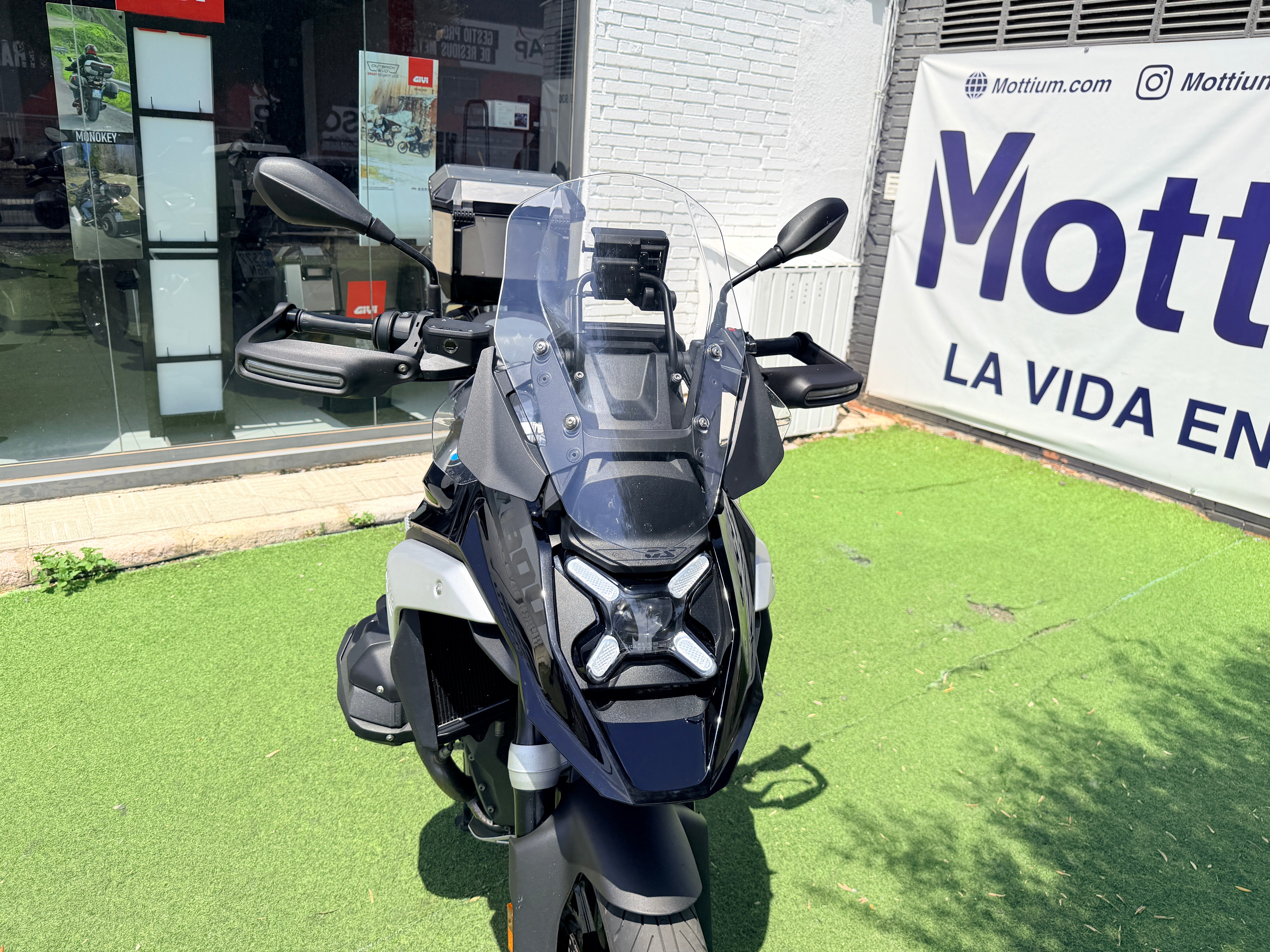 BMW R1300GS TRIPLEBLACK